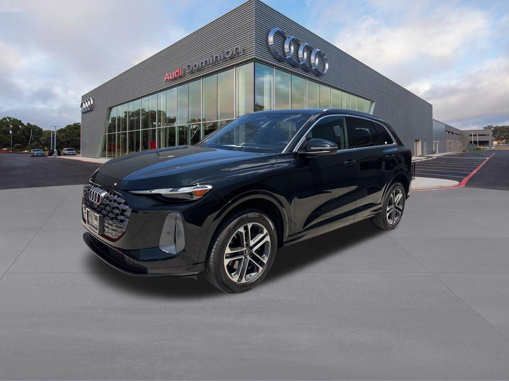 2025 Audi Q5 Premium quattro's photo
