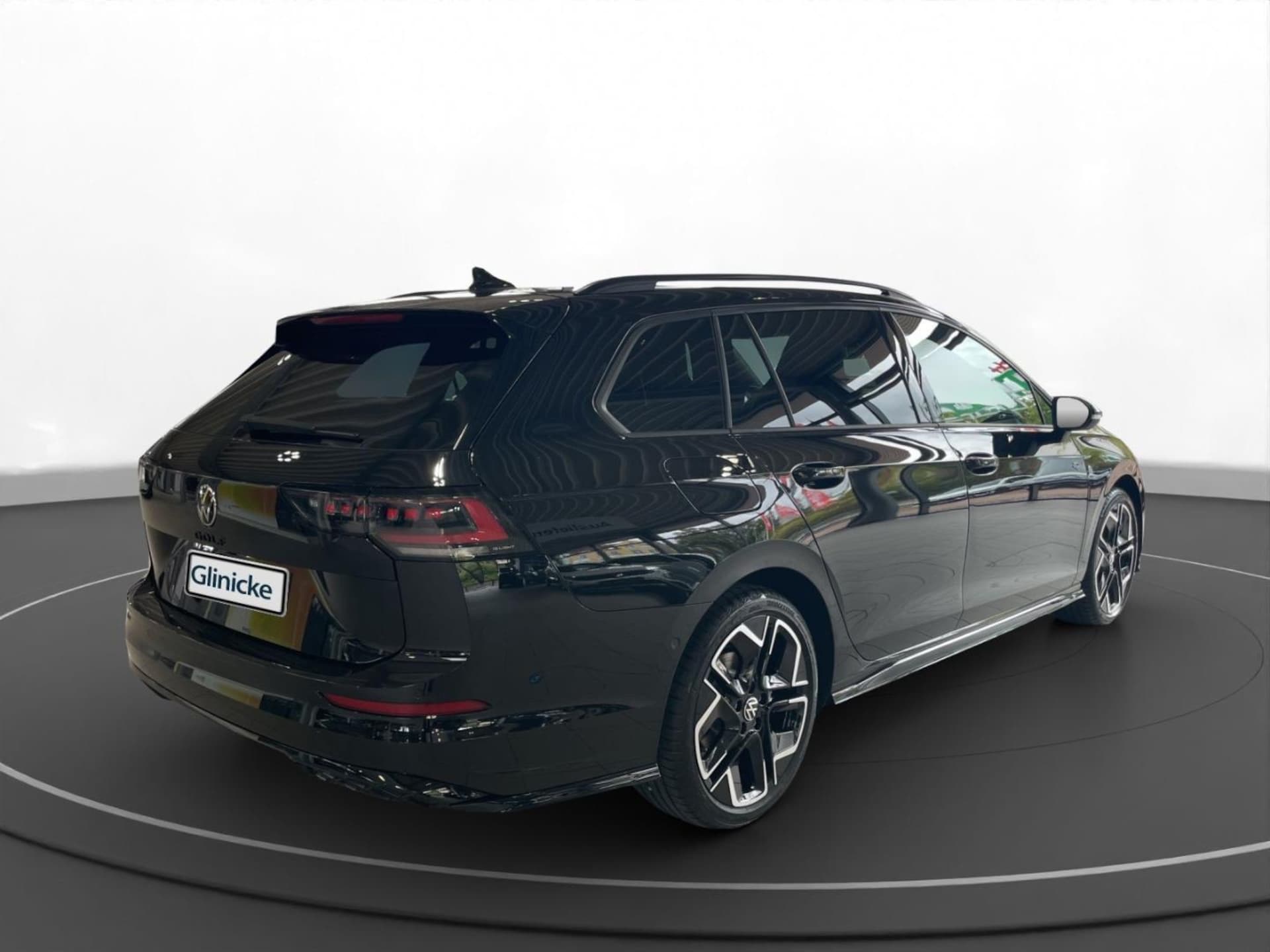 Volkswagen Golf Variant R-Line