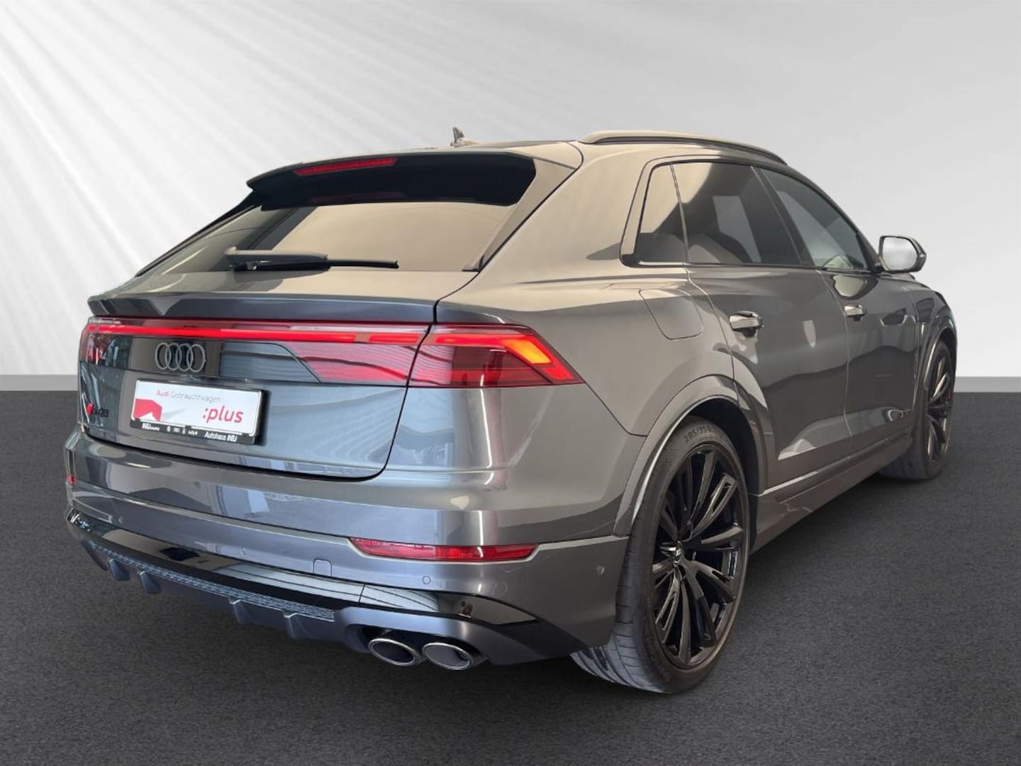 Bild über Audi SQ8 SUV TFSI quattro tiptronic - für weitere Informationen kontaktieren Sie den Audi Partner