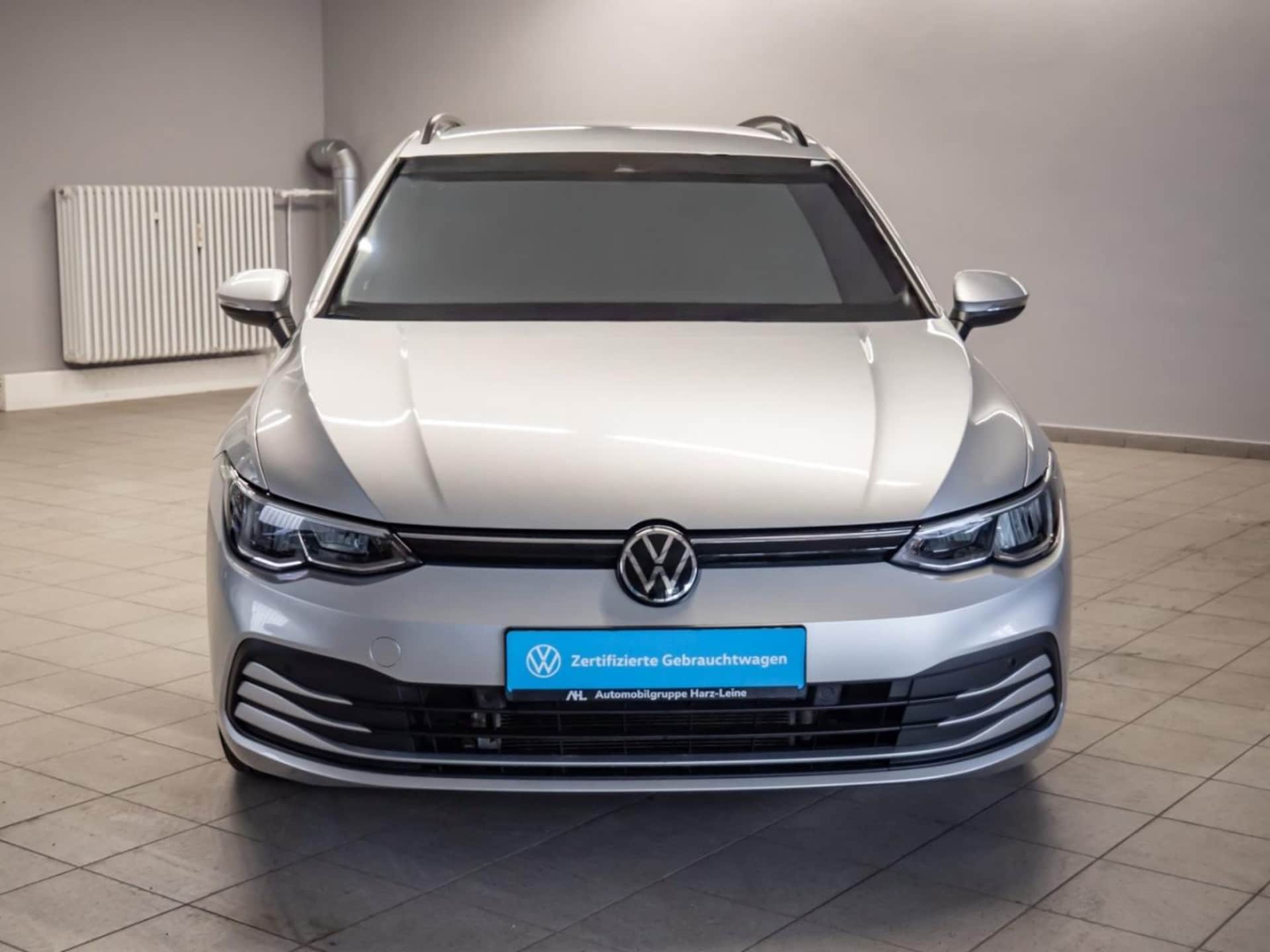 Volkswagen Golf Variant Life