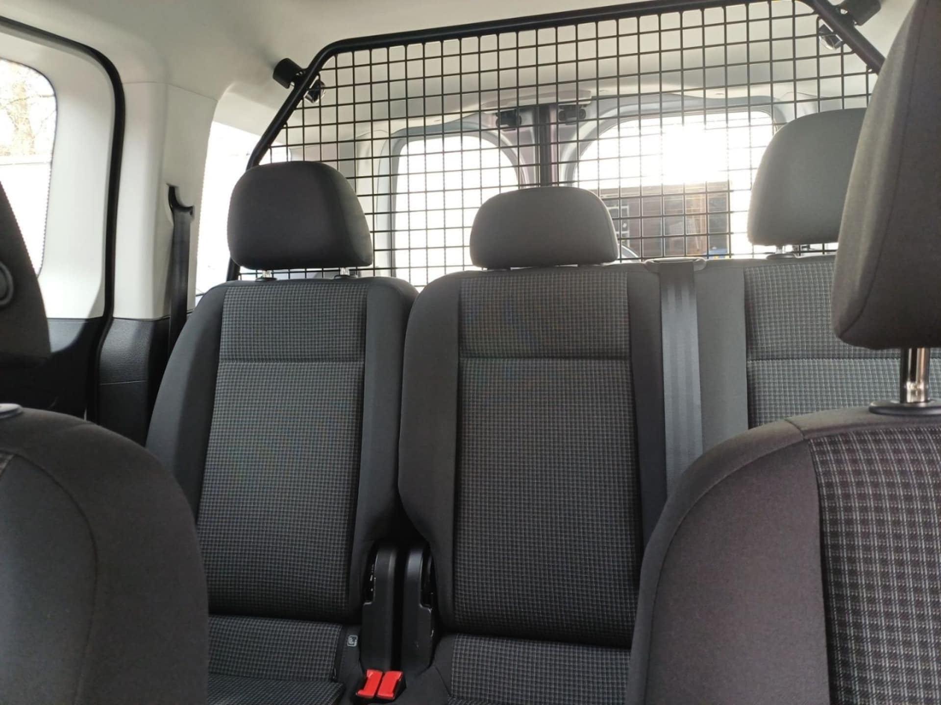 Volkswagen Caddy Basis-Modell