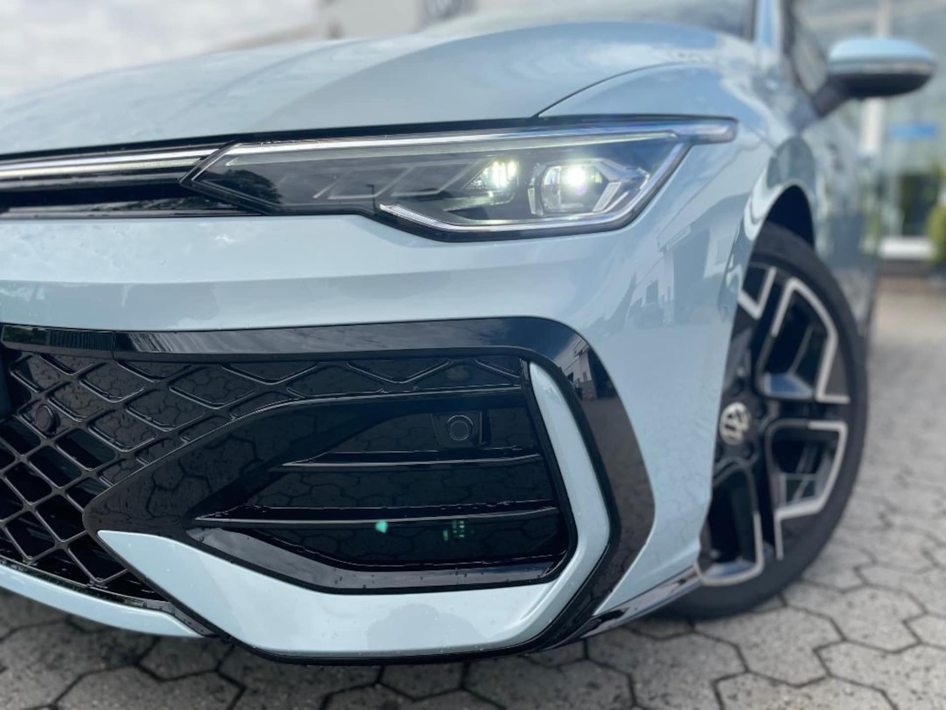 Volkswagen Golf Variant R-Line