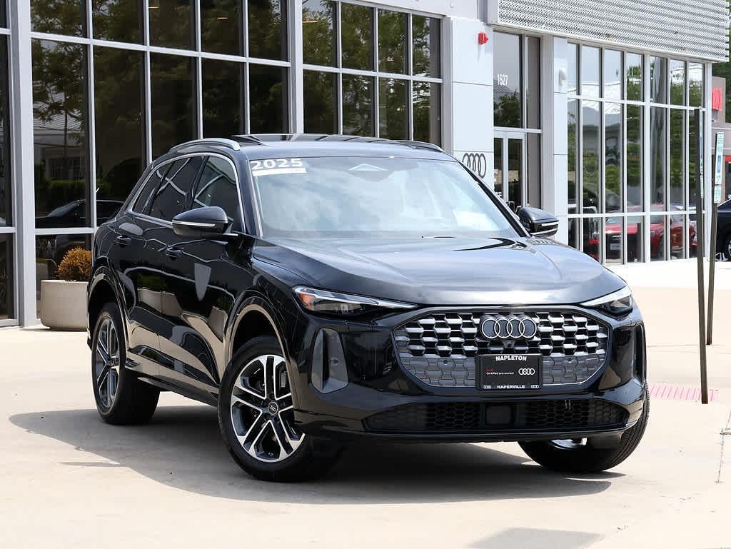 2025 Audi Q5 40 Premium's photo