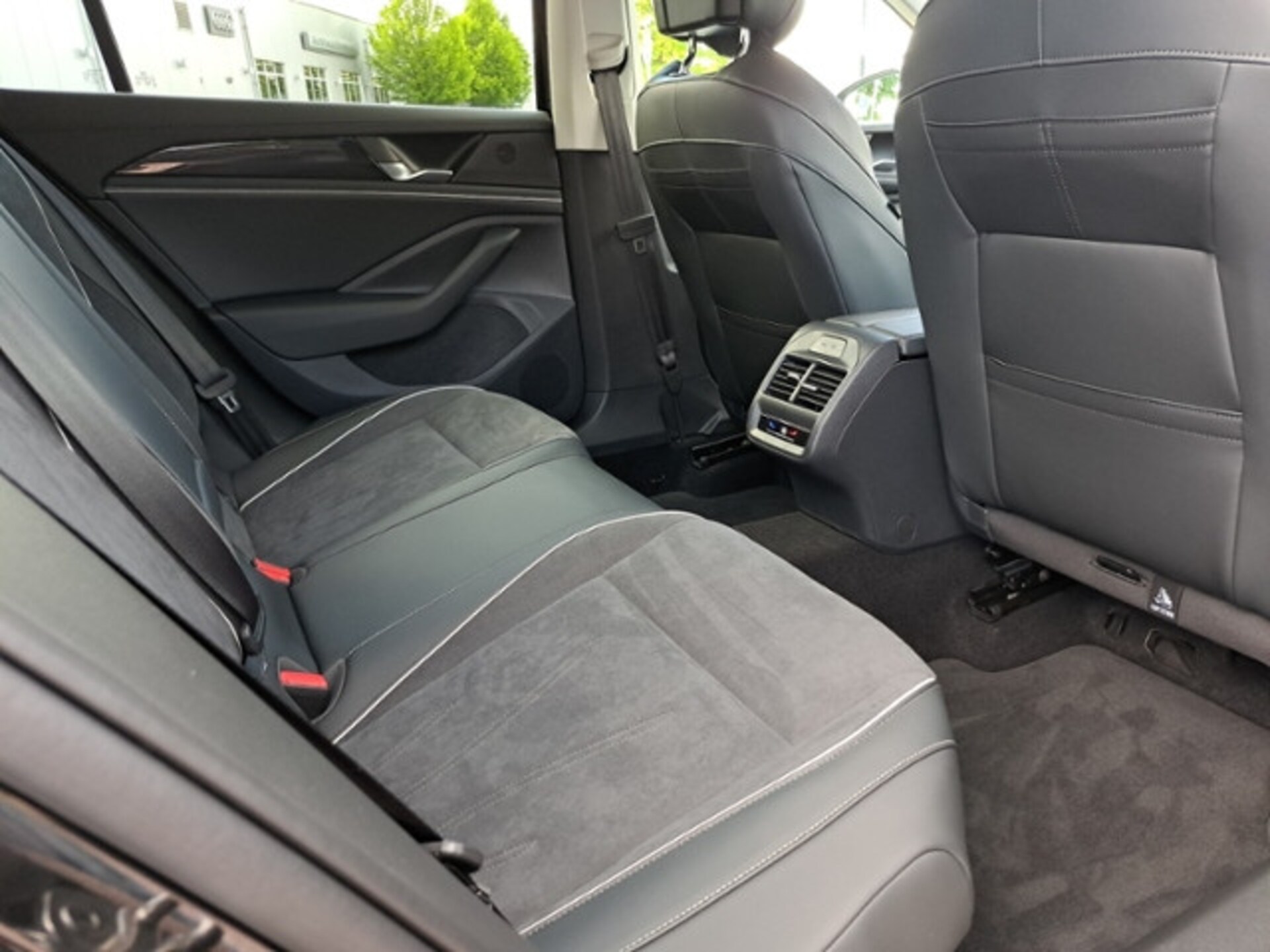 Volkswagen Passat Business