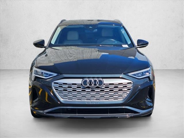 2024 Audi Q8 e-tron