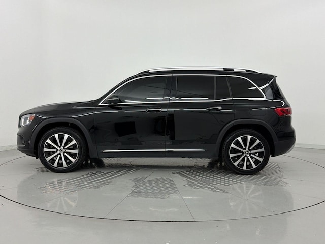 2023 Mercedes-Benz GLB 250