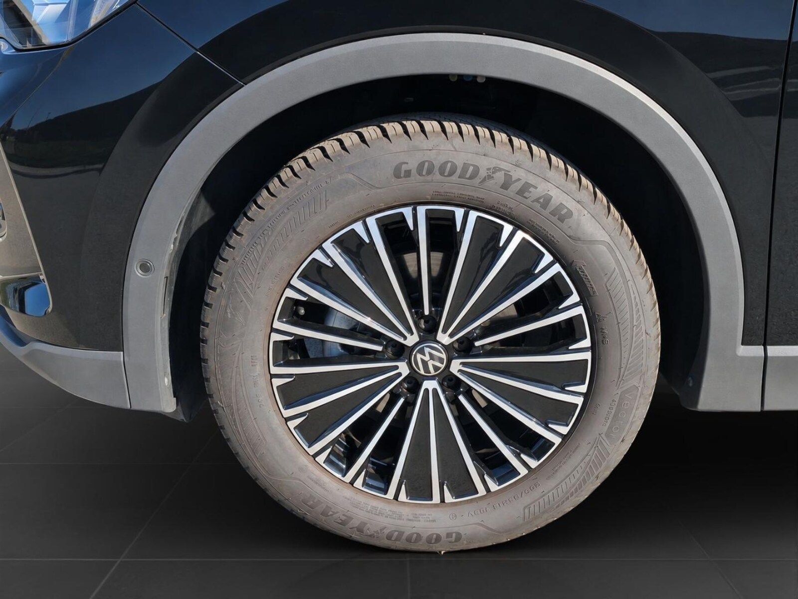 Volkswagen Tiguan – Bild 16