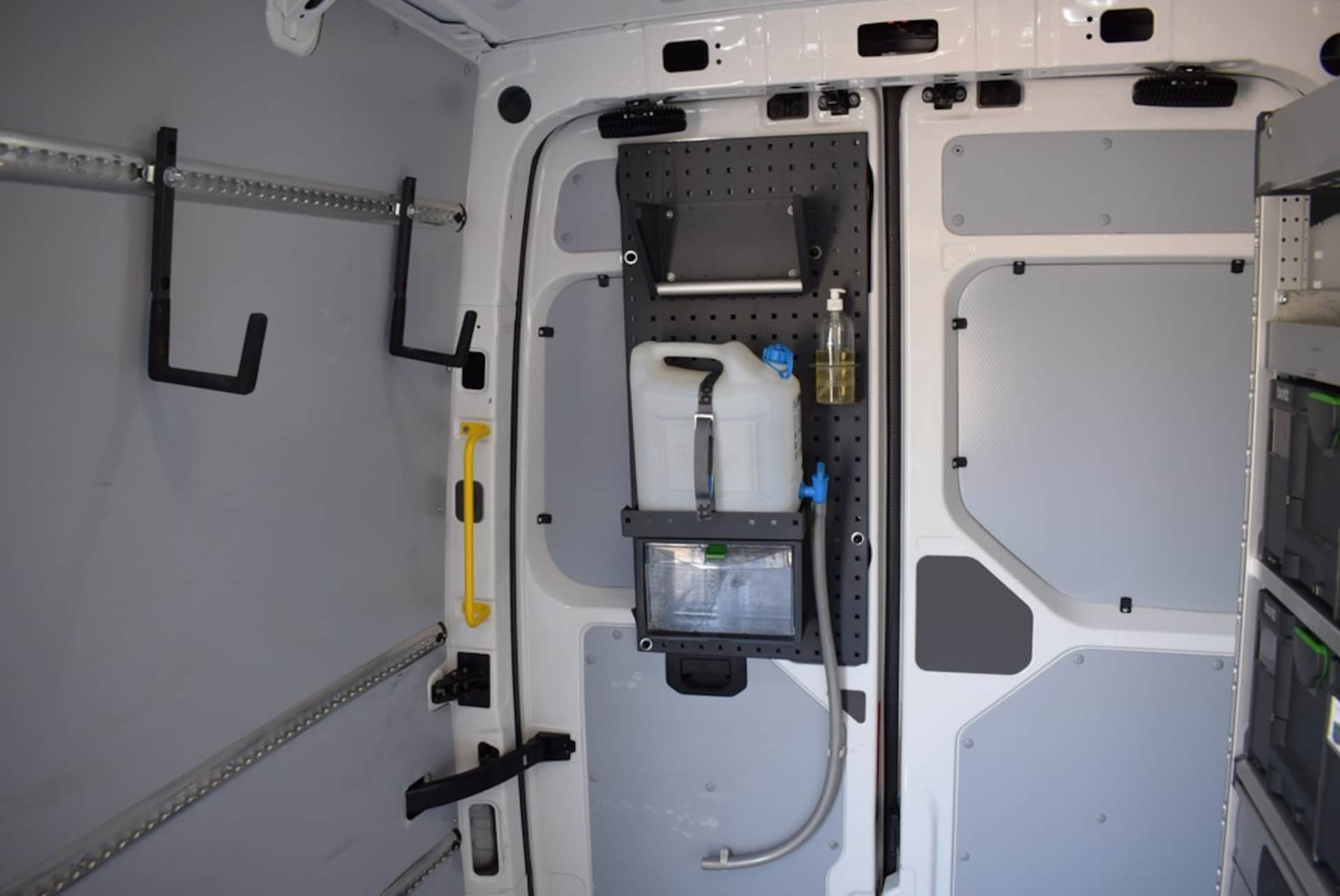 Volkswagen Crafter Kasten mittlerer Radstand