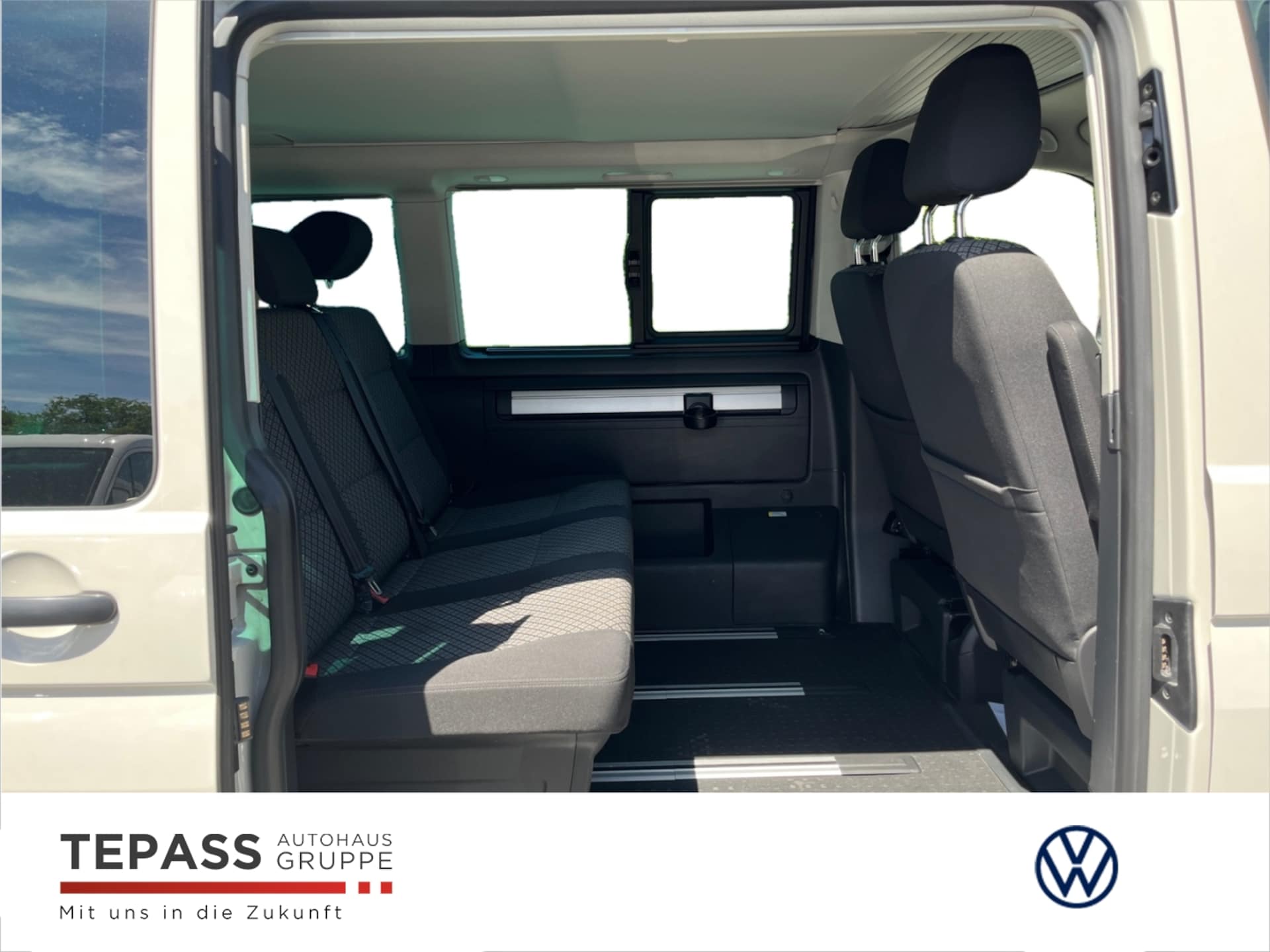 Volkswagen T6.1 California Beach