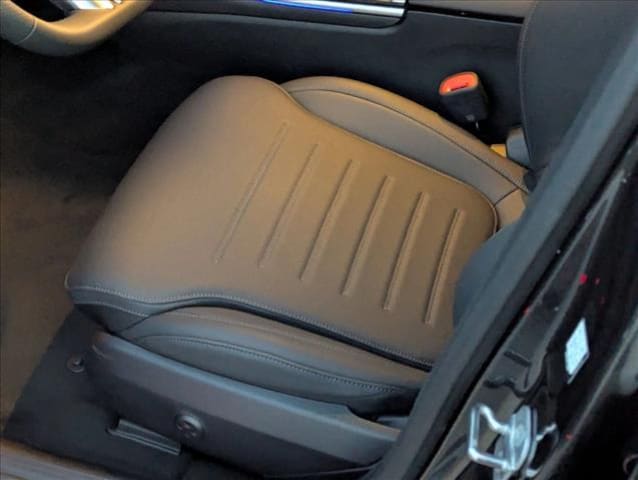 2026 Mercedes-Benz C 300