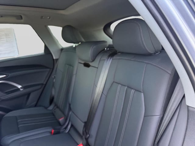 2025 Audi Q5 Premium Plus - Photo 16