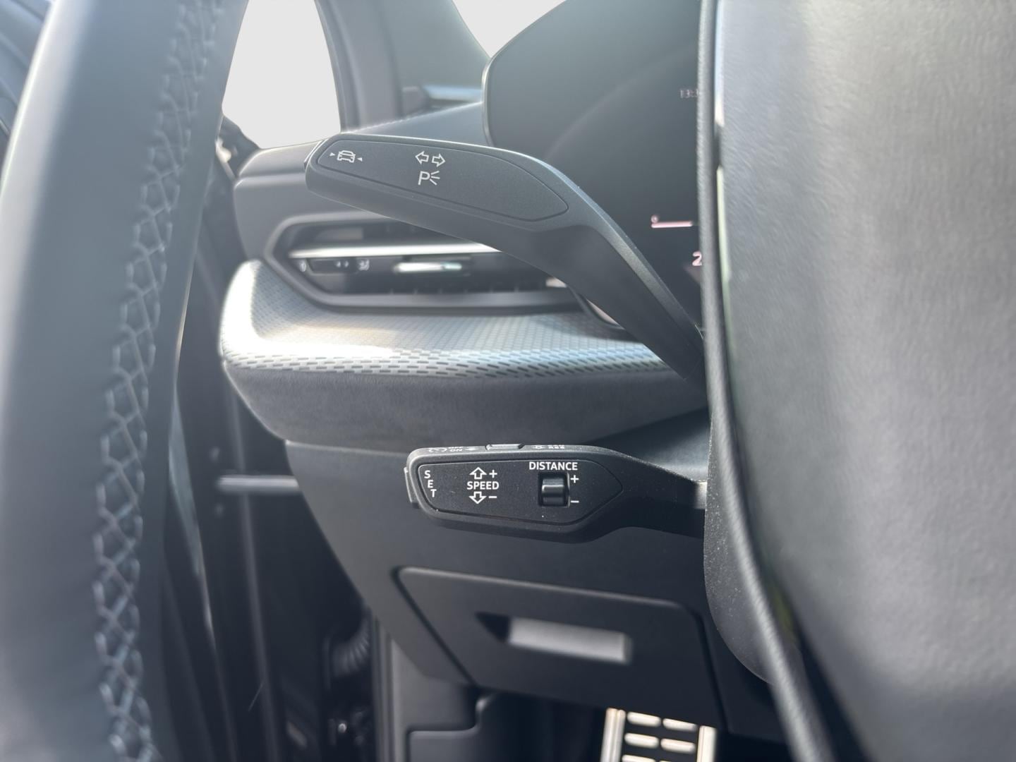Bild über Audi Q5 SUV TDI quattro 150 kW S tronic - für weitere Informationen kontaktieren Sie den Audi Partner