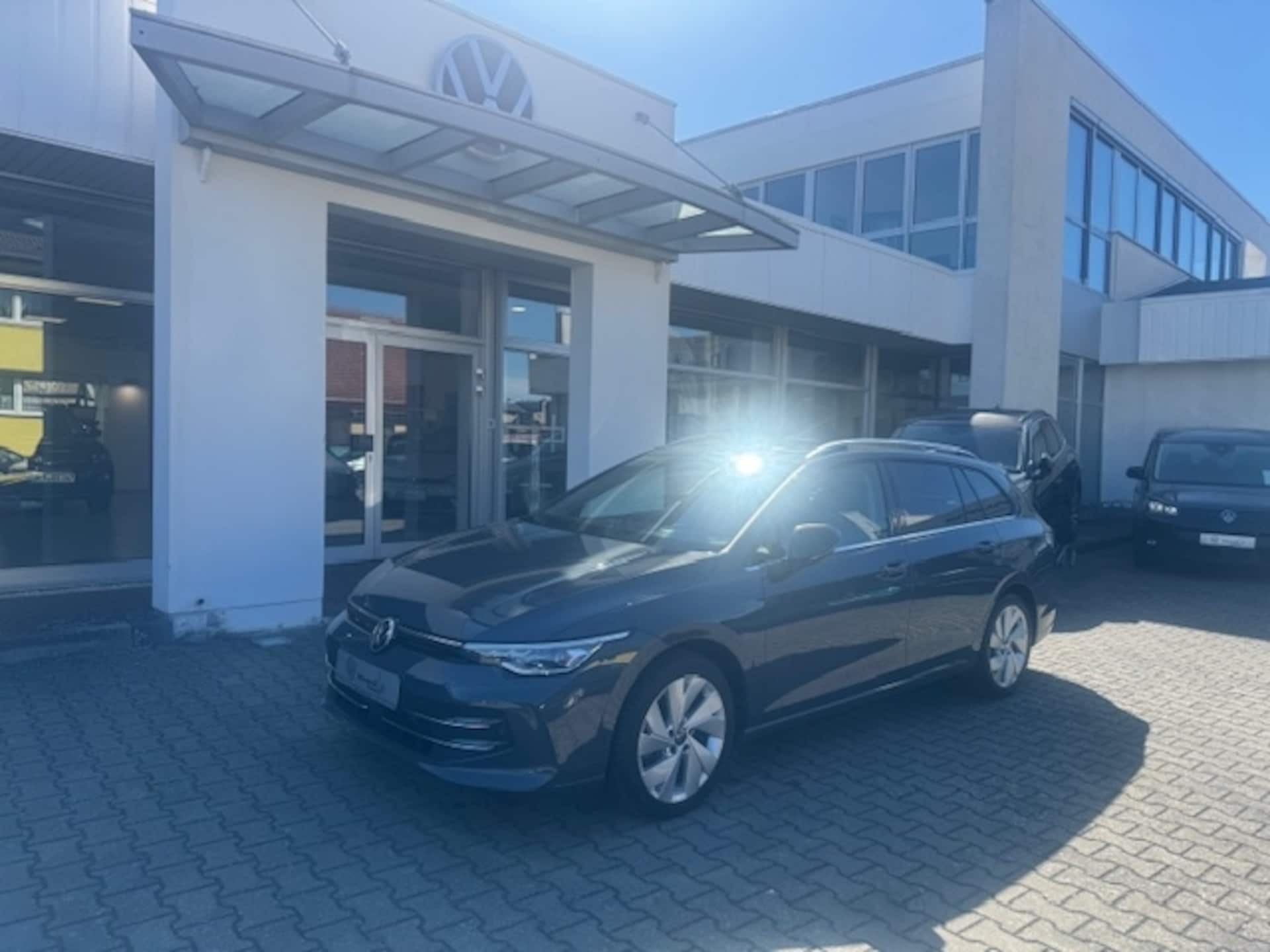 Volkswagen Golf Variant Style