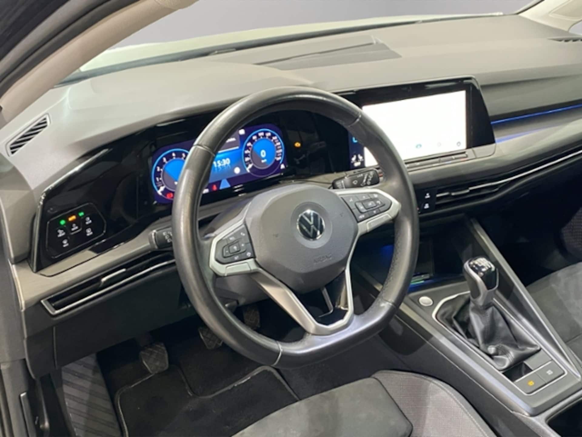 Volkswagen Golf Style