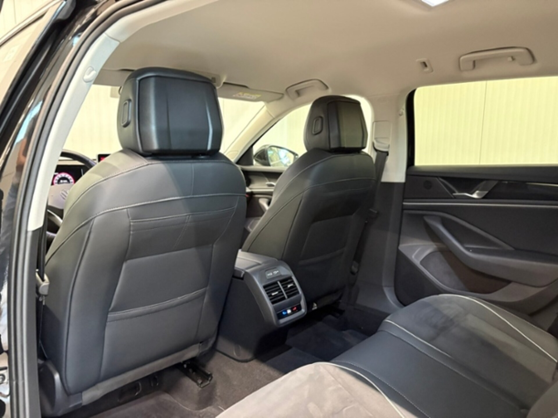 Volkswagen Passat Business