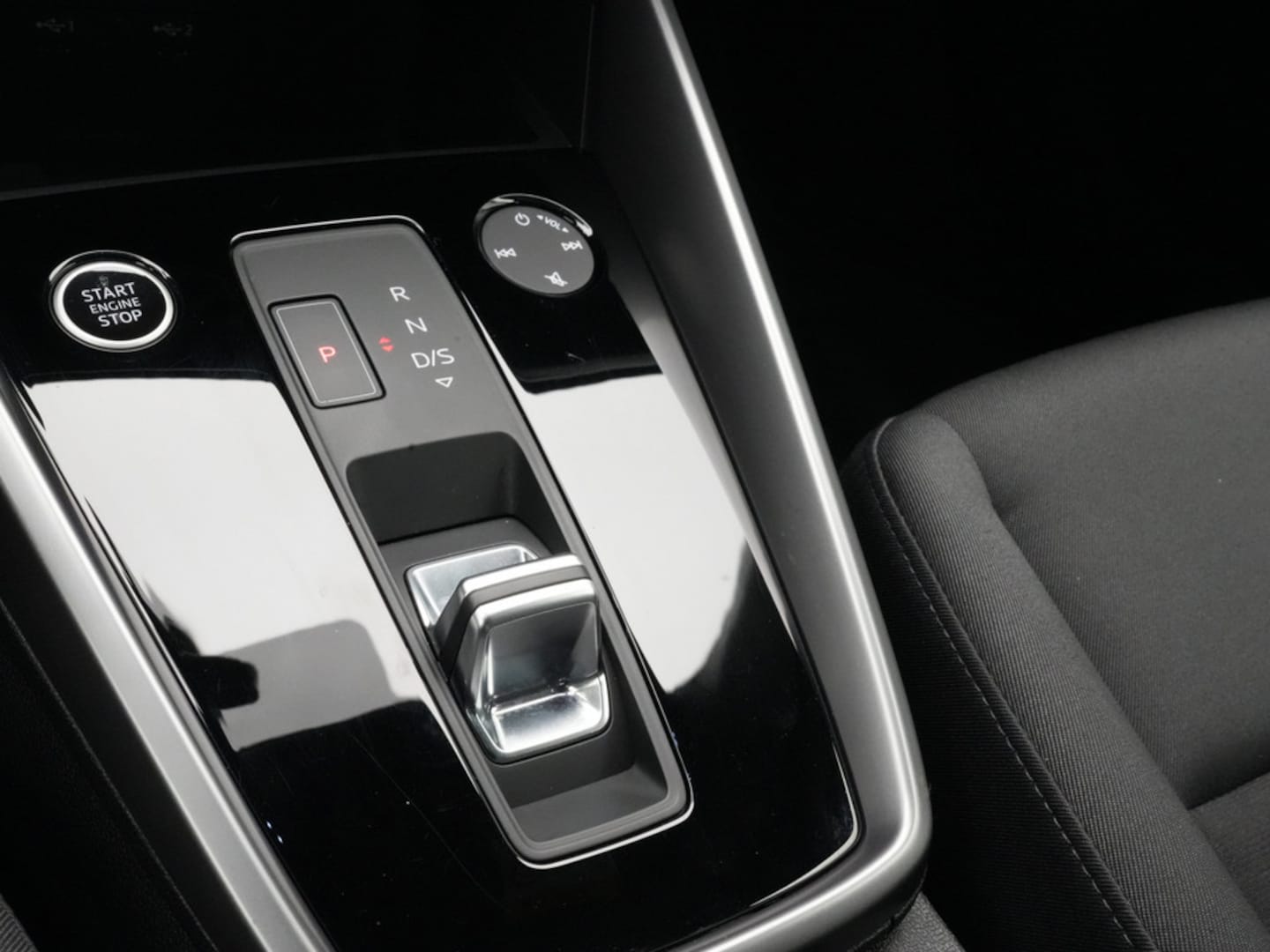 Bild über Audi A3 Sportback advanced 35 TDI S tronic - für weitere Informationen kontaktieren Sie den Audi Partner