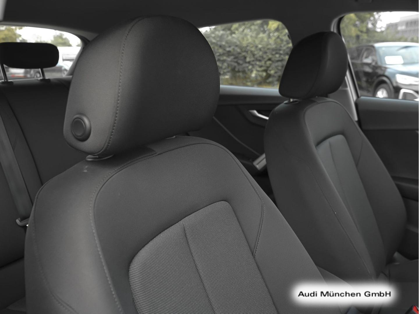 Bild über Audi Q2 35 TFSI S tronic - für weitere Informationen kontaktieren Sie den Audi Partner