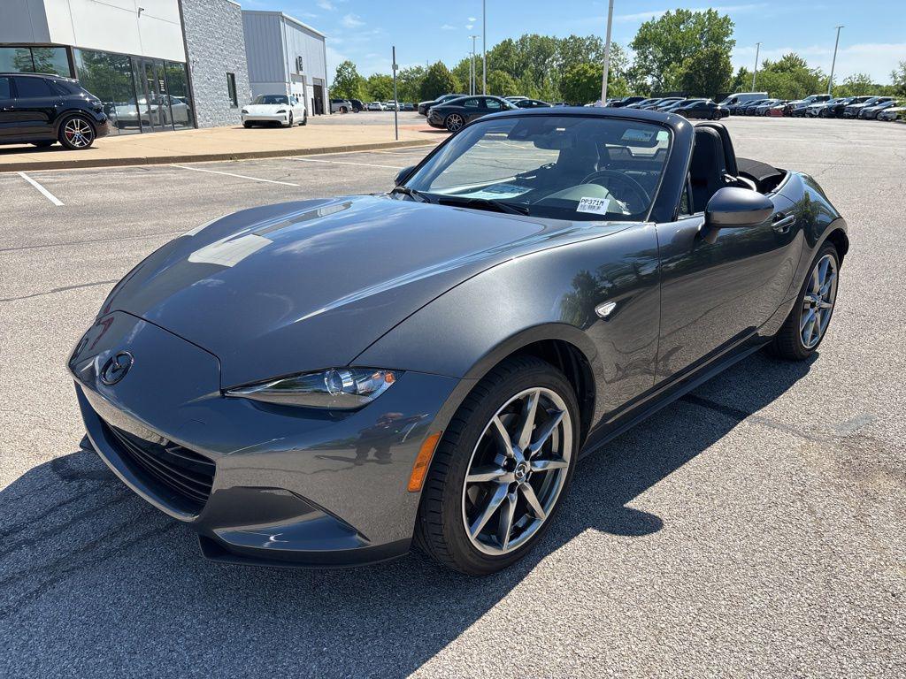2023 Mazda MX-5 Miata Grand Touring's photo