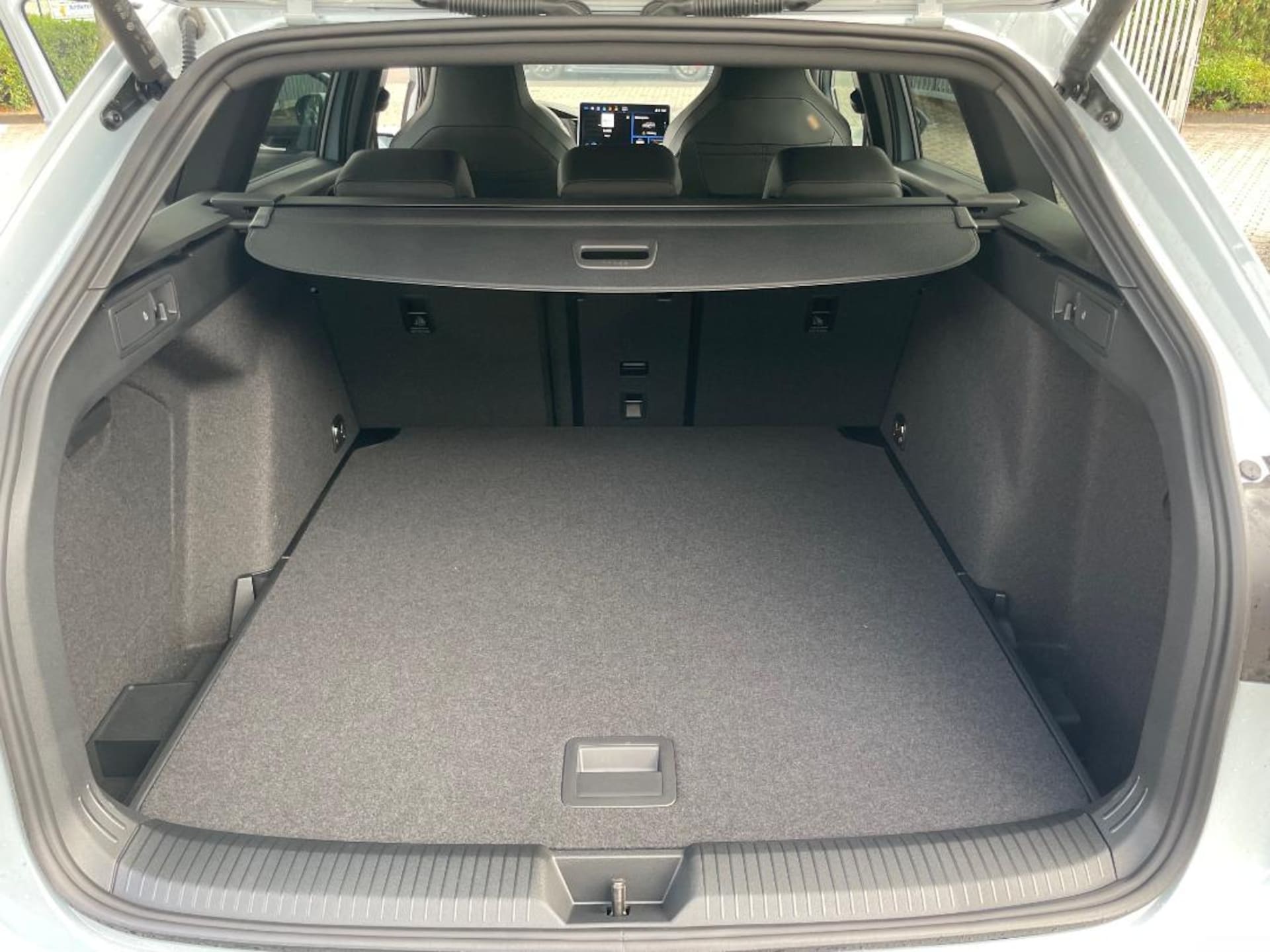 Volkswagen Golf Variant R-Line