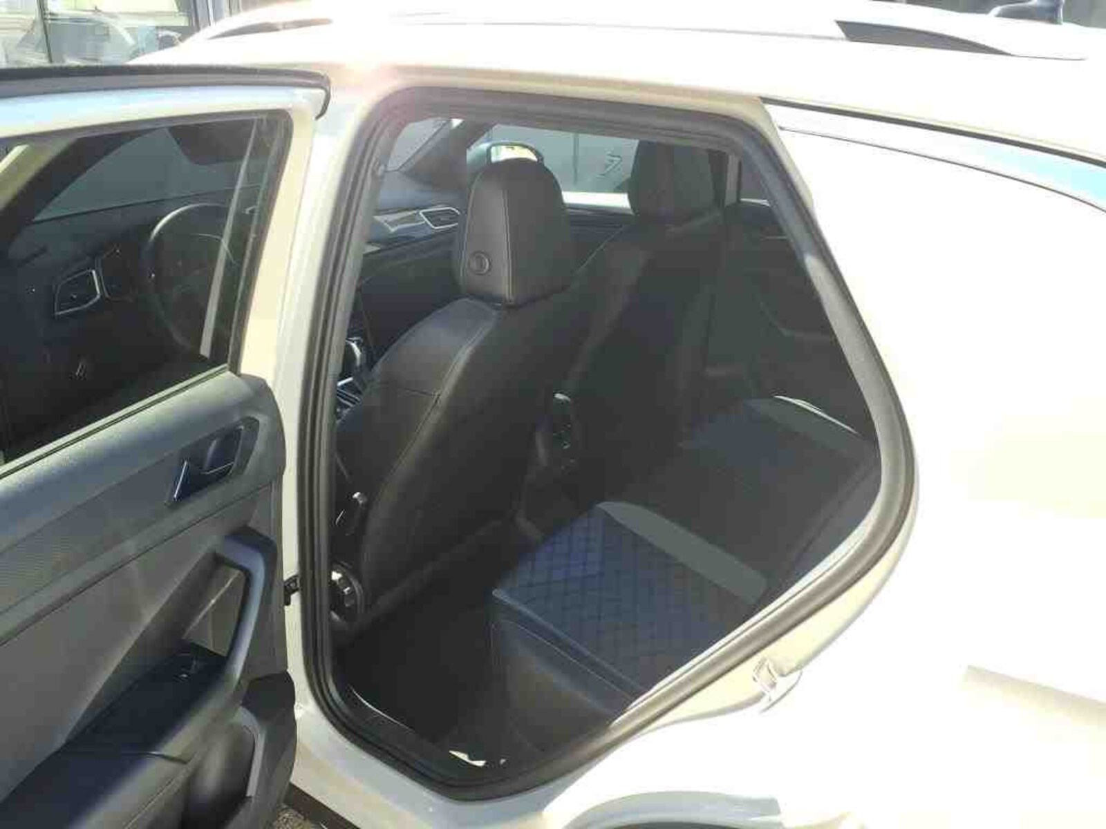 Volkswagen T-Roc – Bild 9