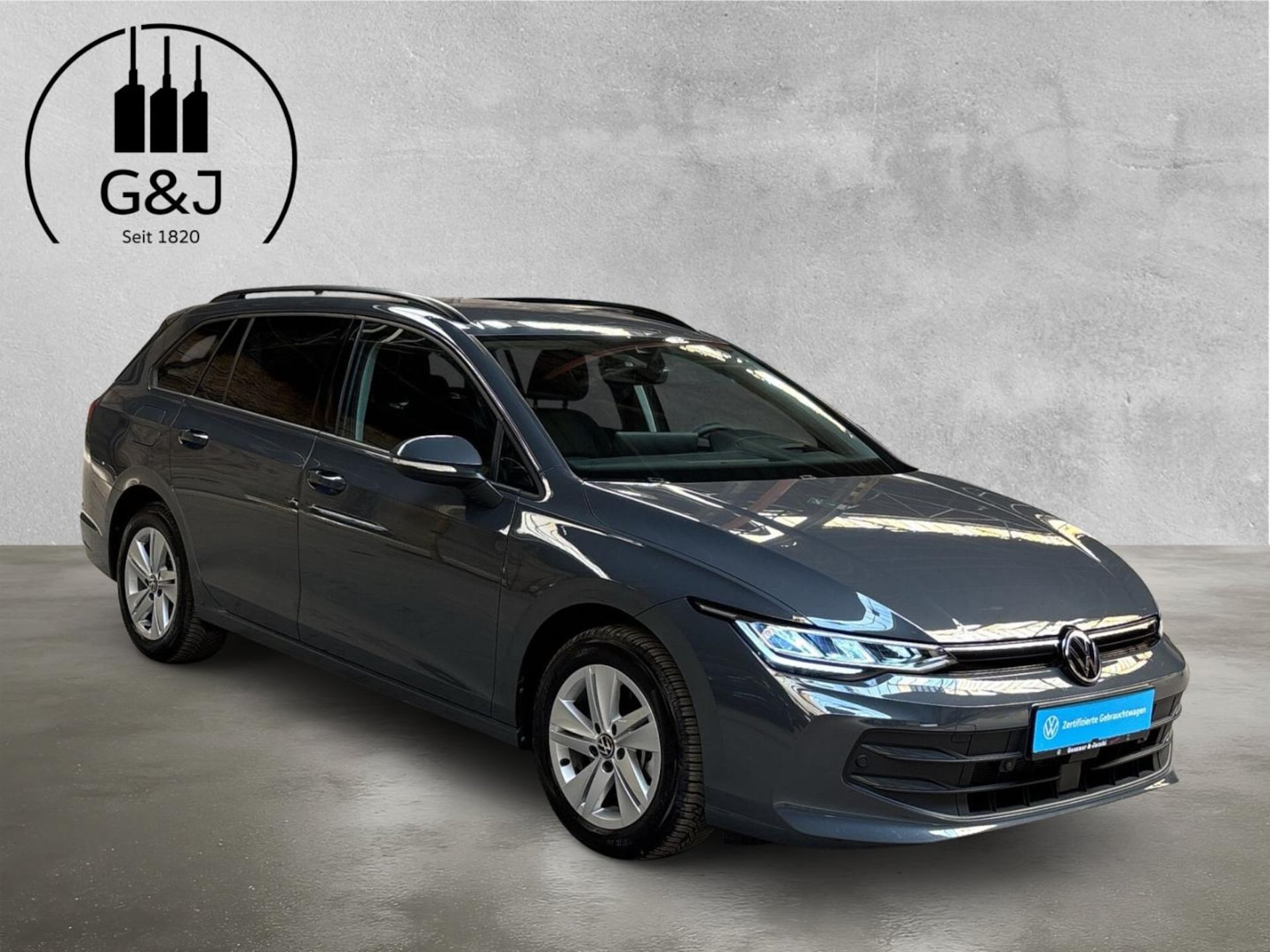 Volkswagen Golf Variant Life
