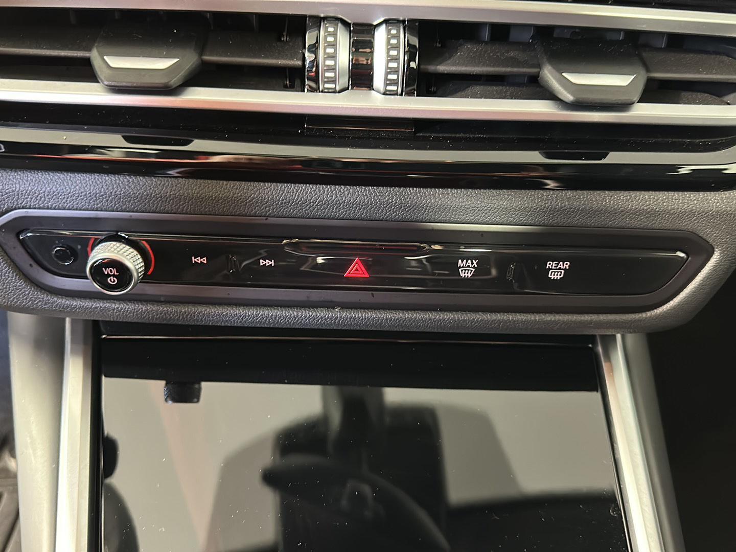 2023 BMW i4 34
