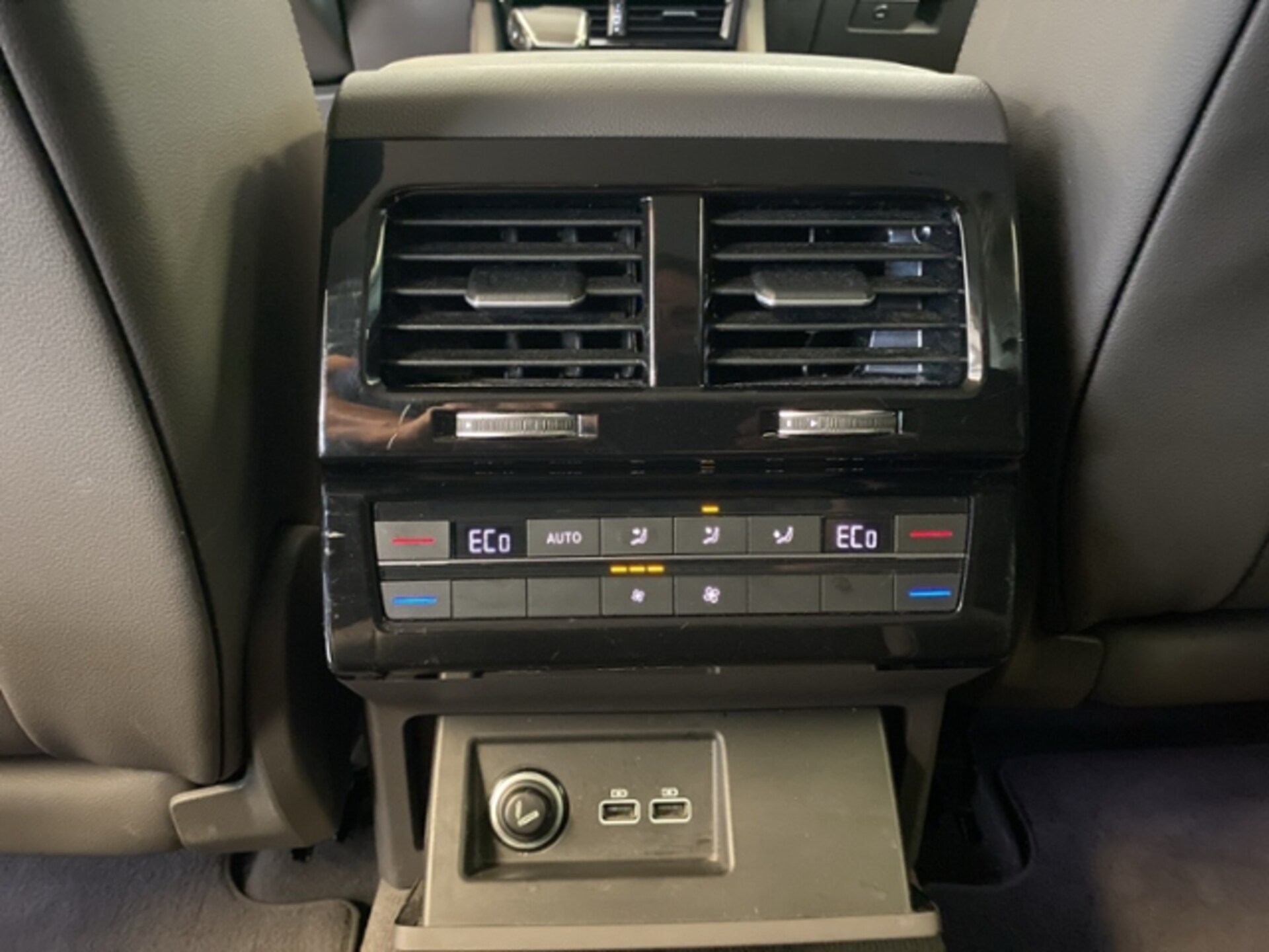 Volkswagen Touareg Basis-Modell