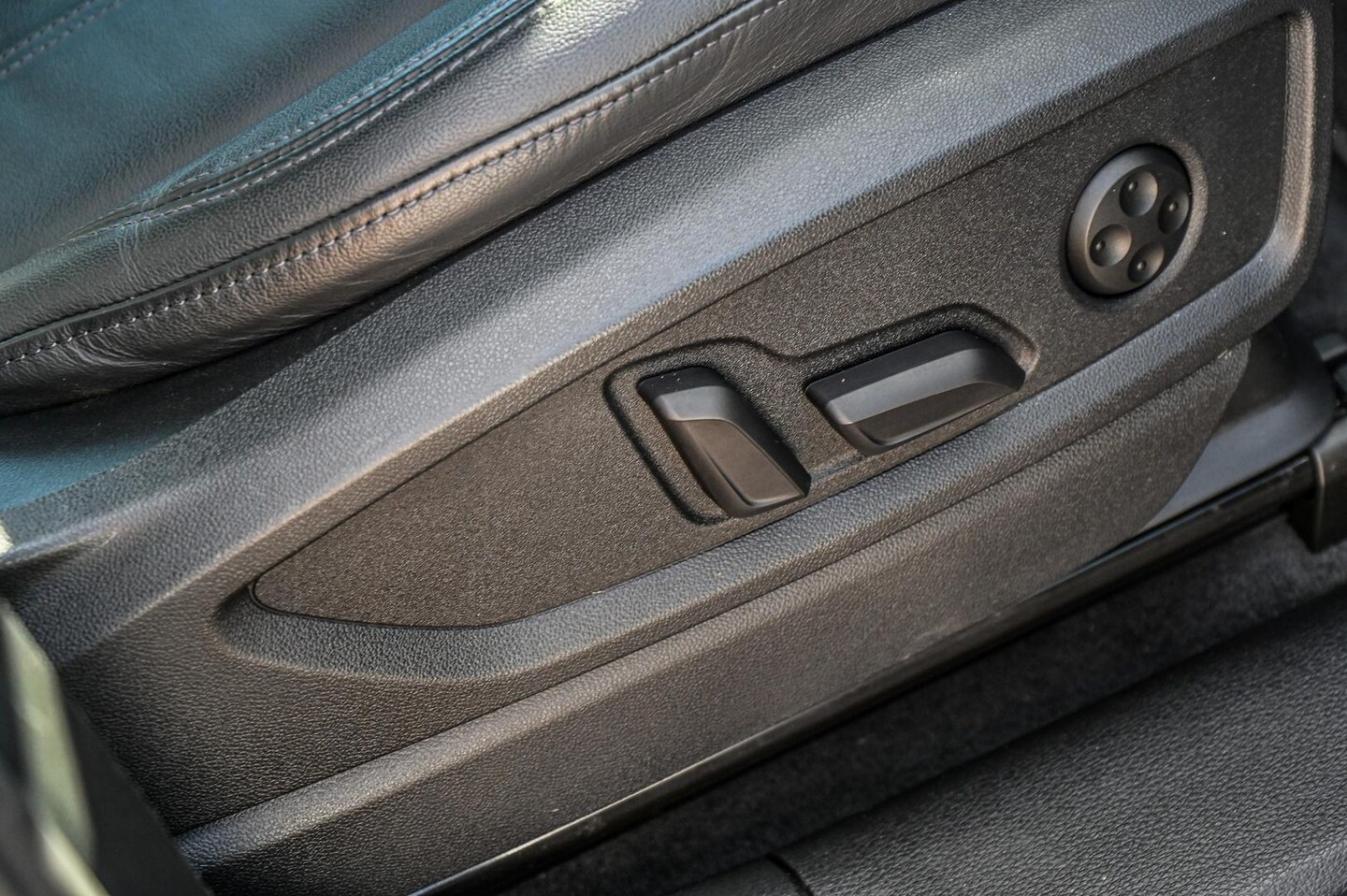 Image about Audi Q5 TDI S tronic