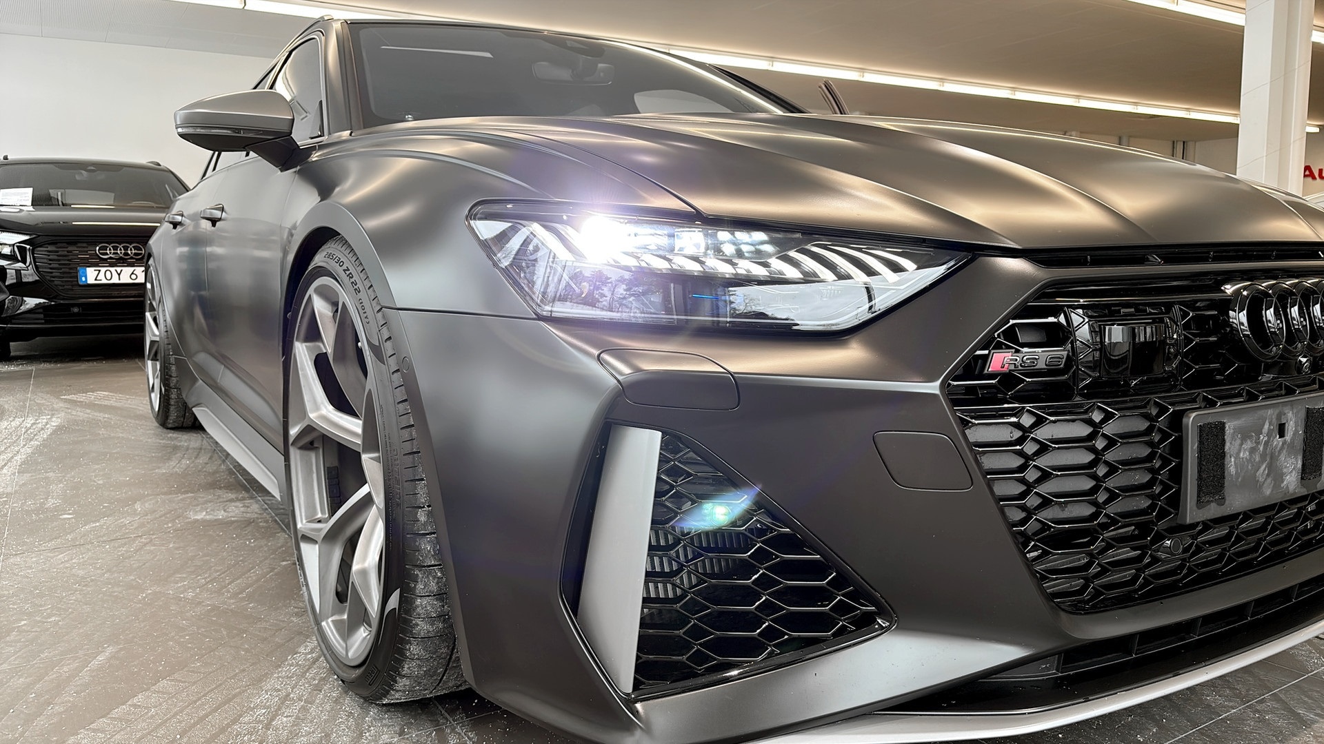 Bild som visar Audi RS 6 Avant RS 6 Avant performance 630 hk tiptronic - för mer information kontakta din Audi Partner