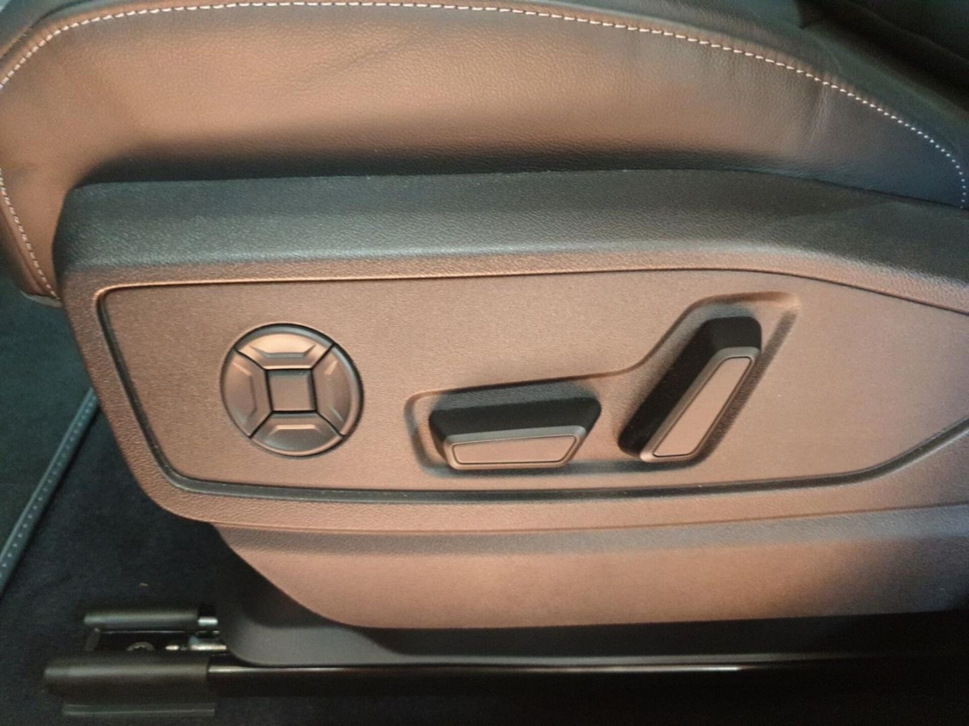 Audi Q5 Sportback edition one