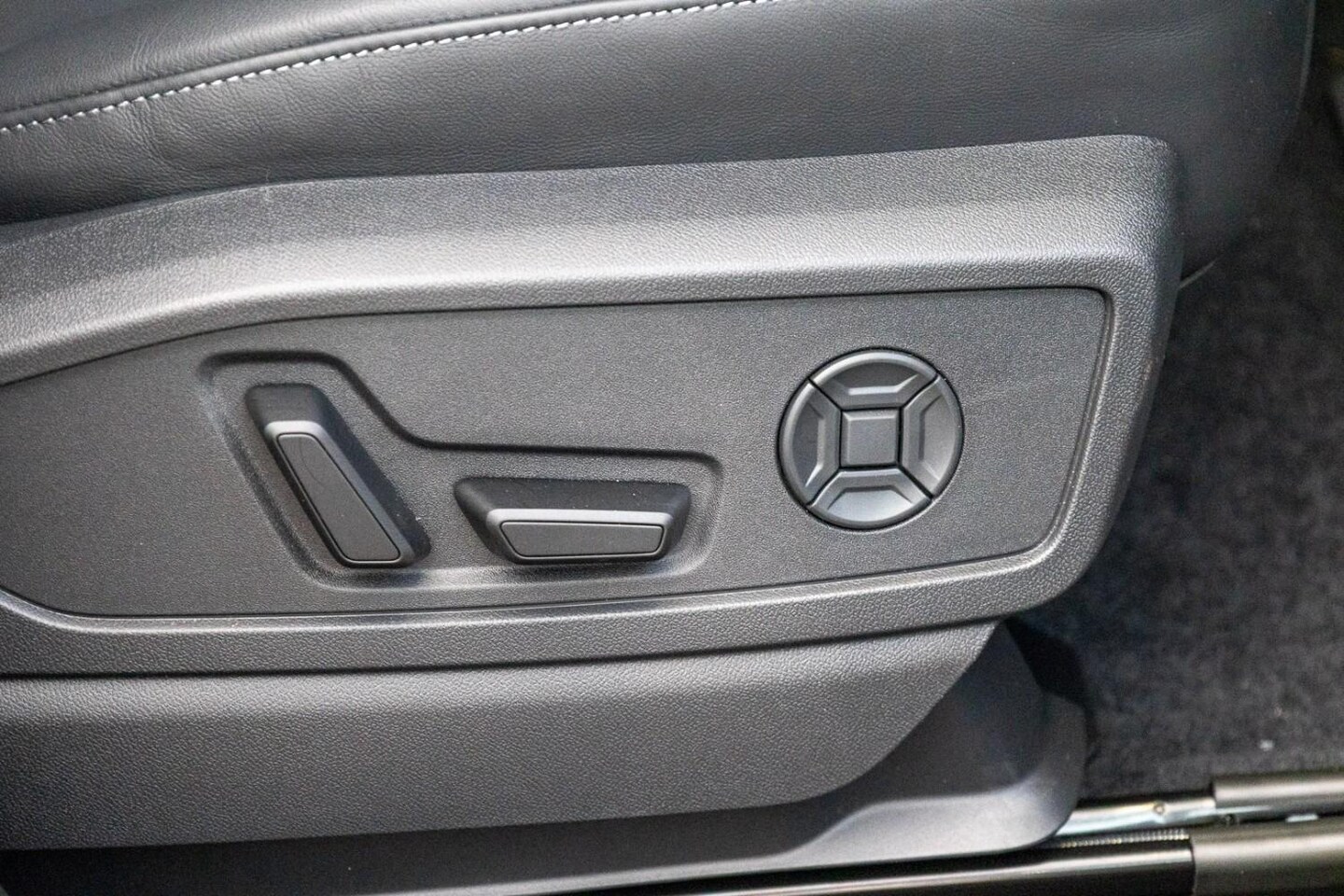 Image about Audi Q5 Sportback TFSI 150 kW