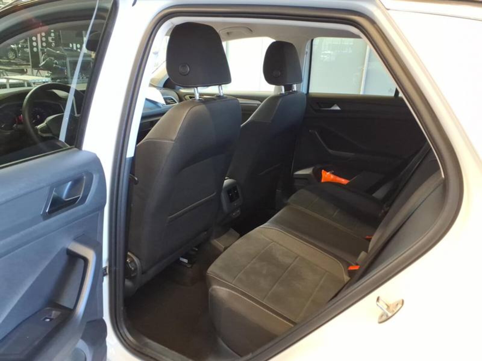 Volkswagen T-Roc – Bild 7