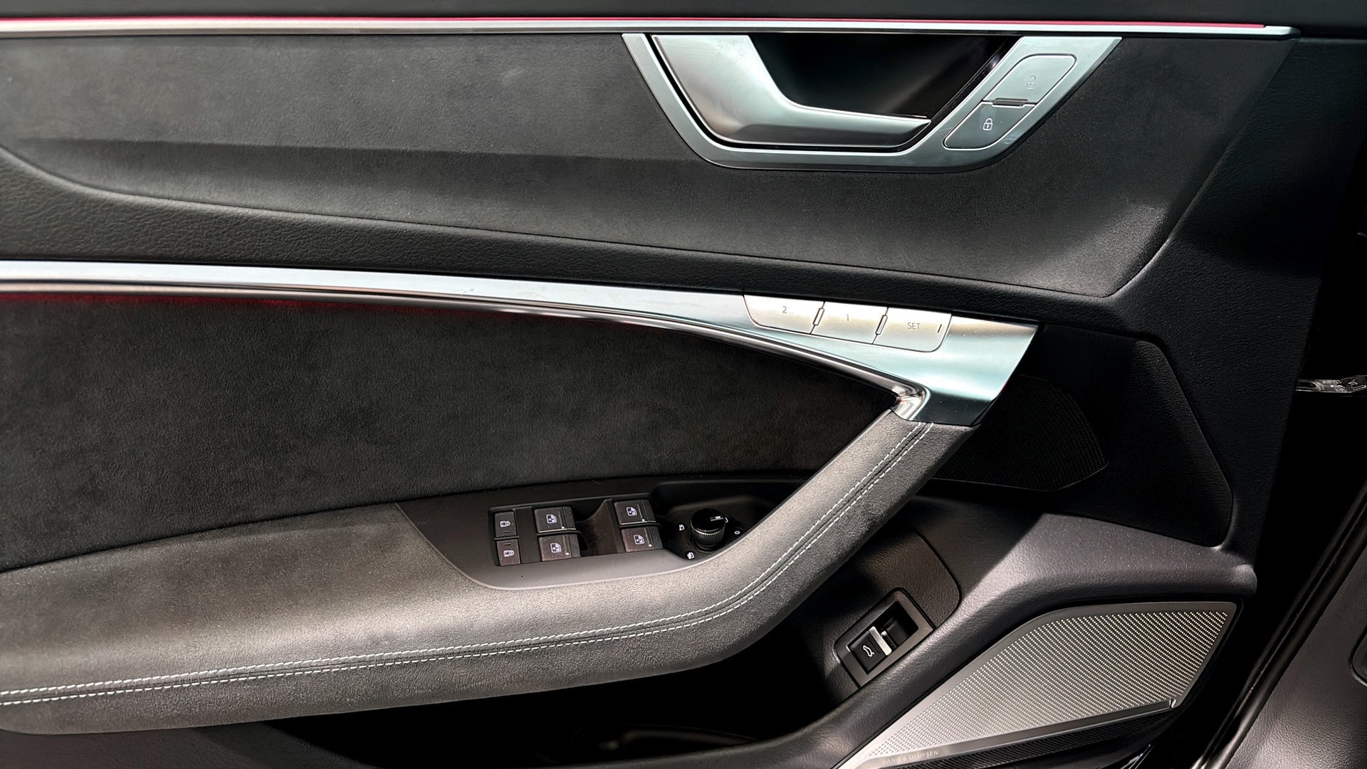 Bild som visar Audi RS 6 Avant RS 6 Avant performance 630 hk tiptronic - för mer information kontakta din Audi Partner