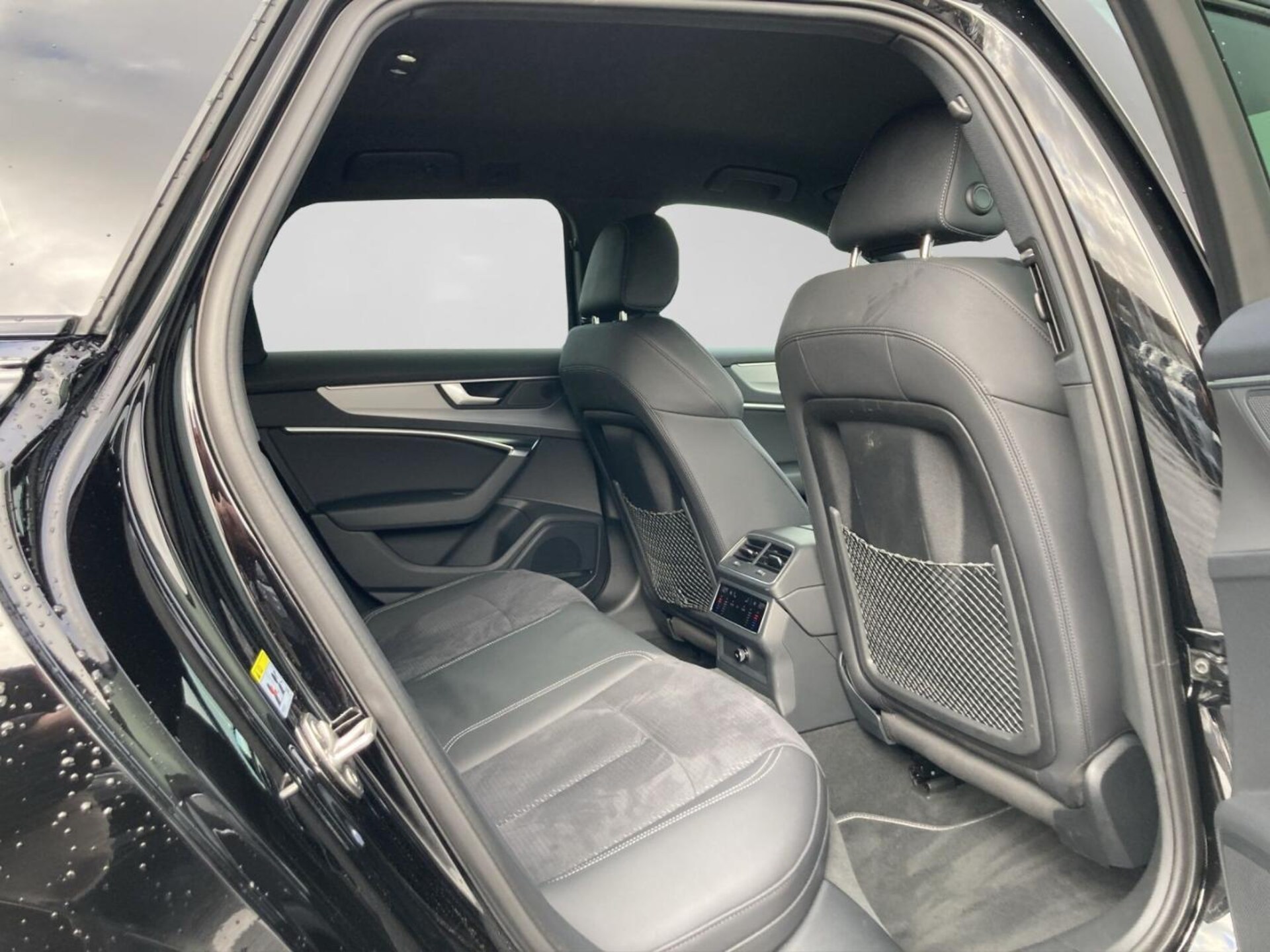 Audi S6 Avant