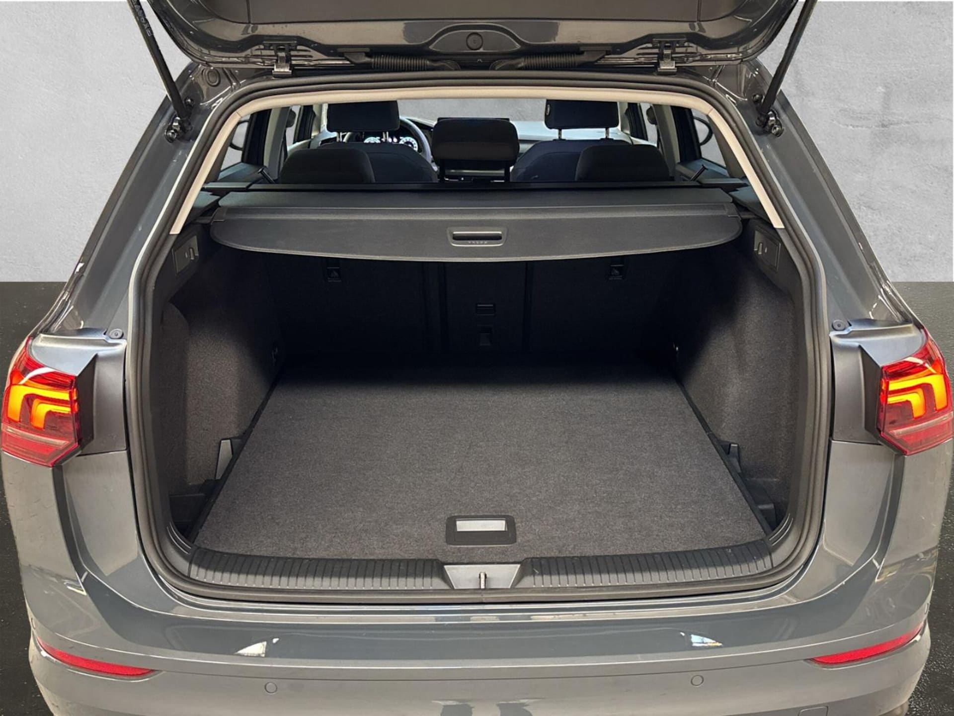 Volkswagen Golf Variant Life
