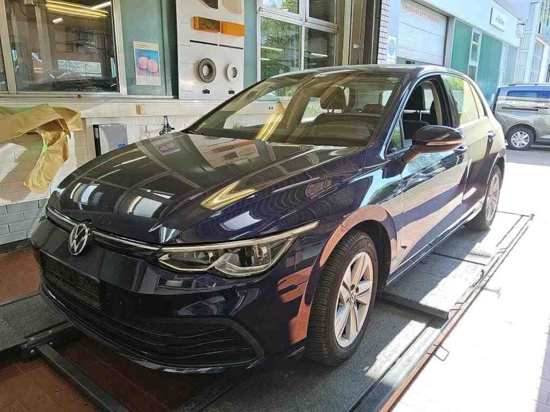 Volkswagen Golf Life