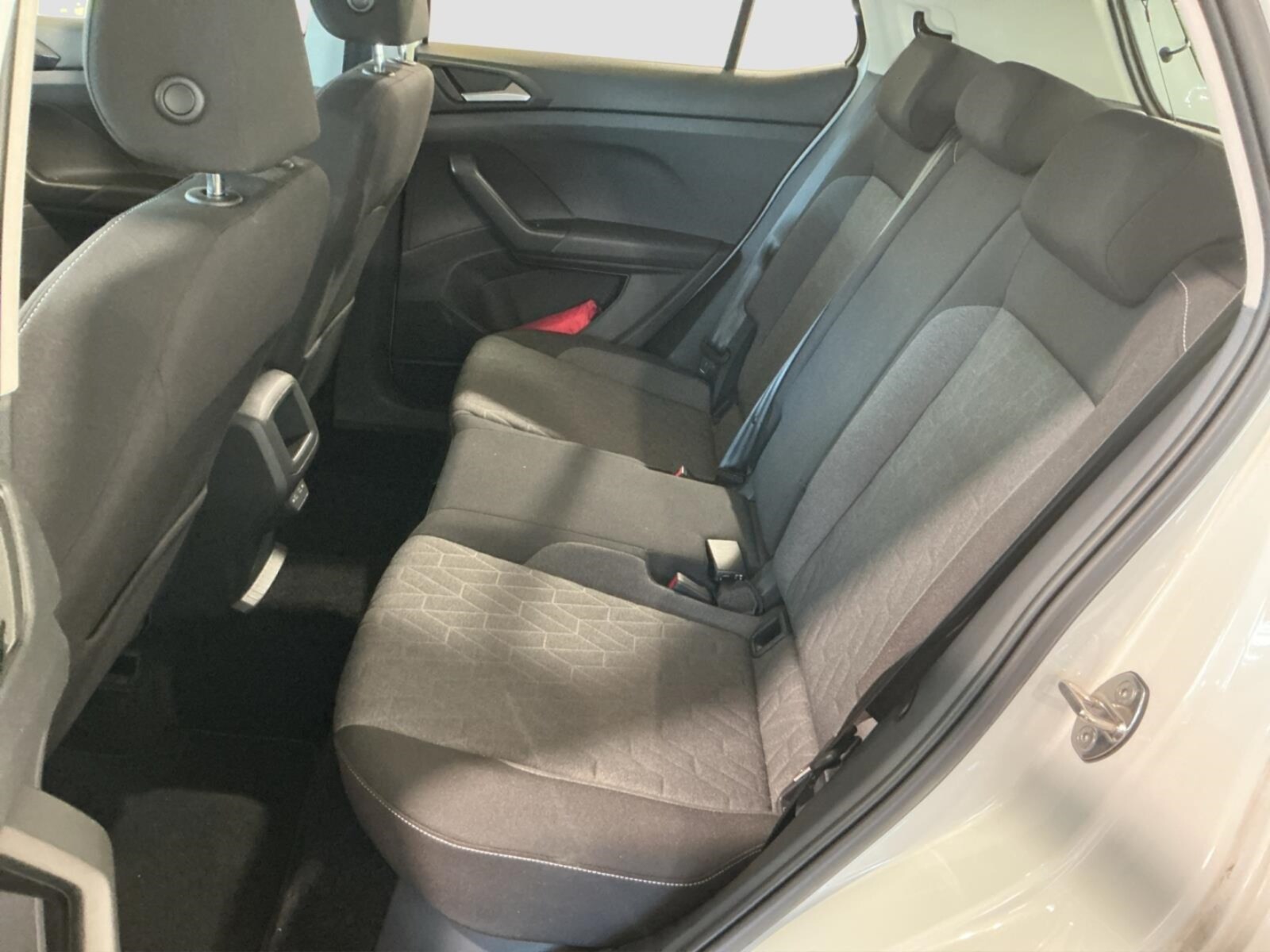 Volkswagen T-Cross – Bild 11