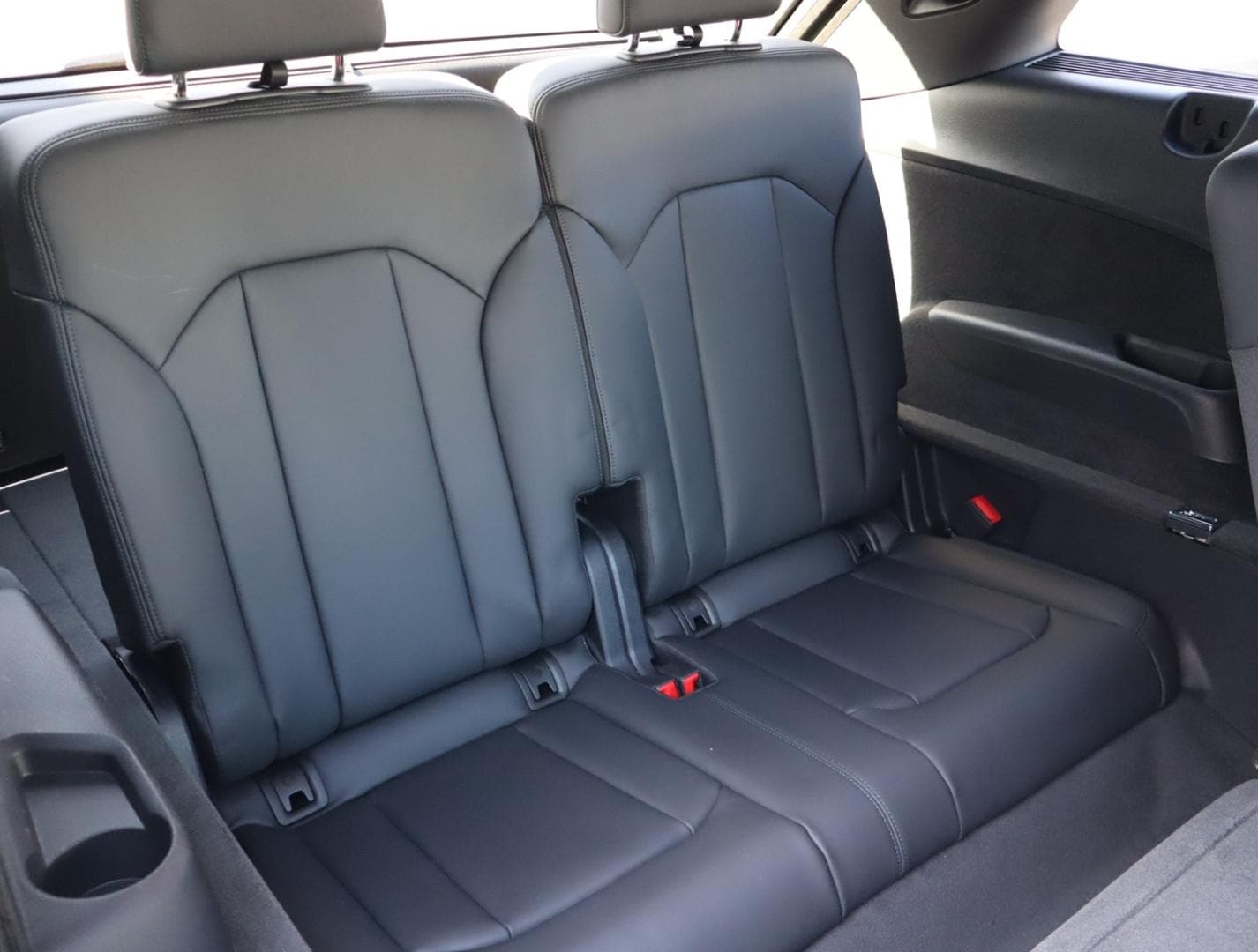 Audi Q7 SUV 55 TFSI quattro S line 250(340) kW(PS) tiptronic for more details contact your dealer