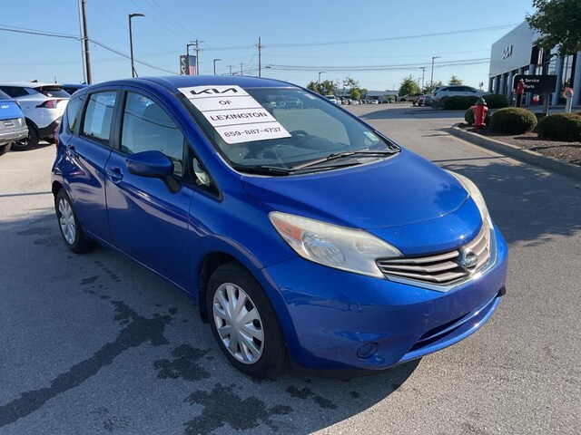 2016 Nissan