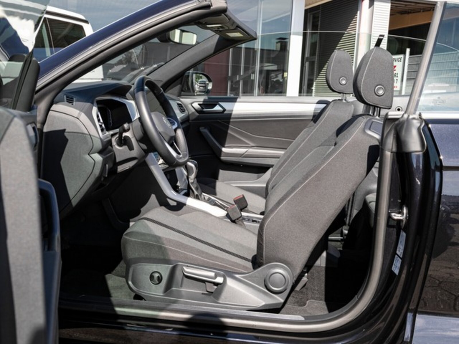 Volkswagen T-Roc Cabriolet – Bild 3