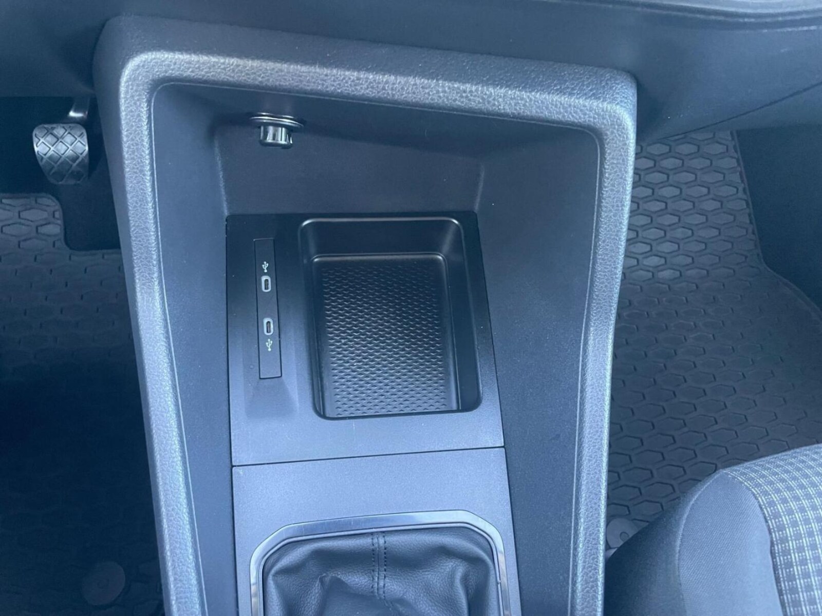 Volkswagen Caddy – Bild 10