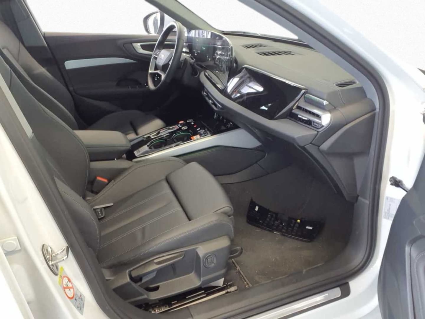 Bild über Audi A5 Avant TDI quattro 150 kW S tronic - für weitere Informationen kontaktieren Sie den Audi Partner