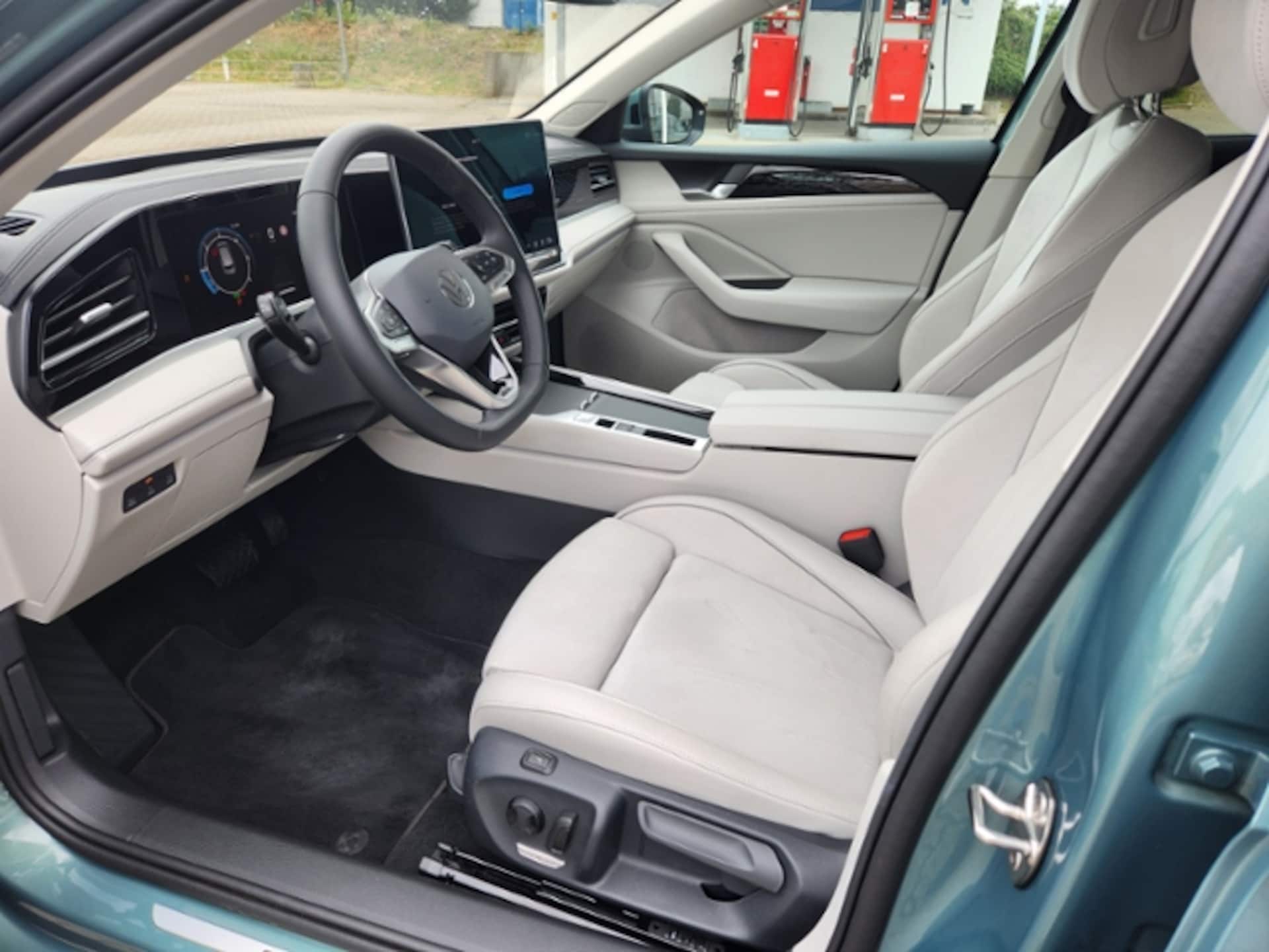 Volkswagen Passat Elegance