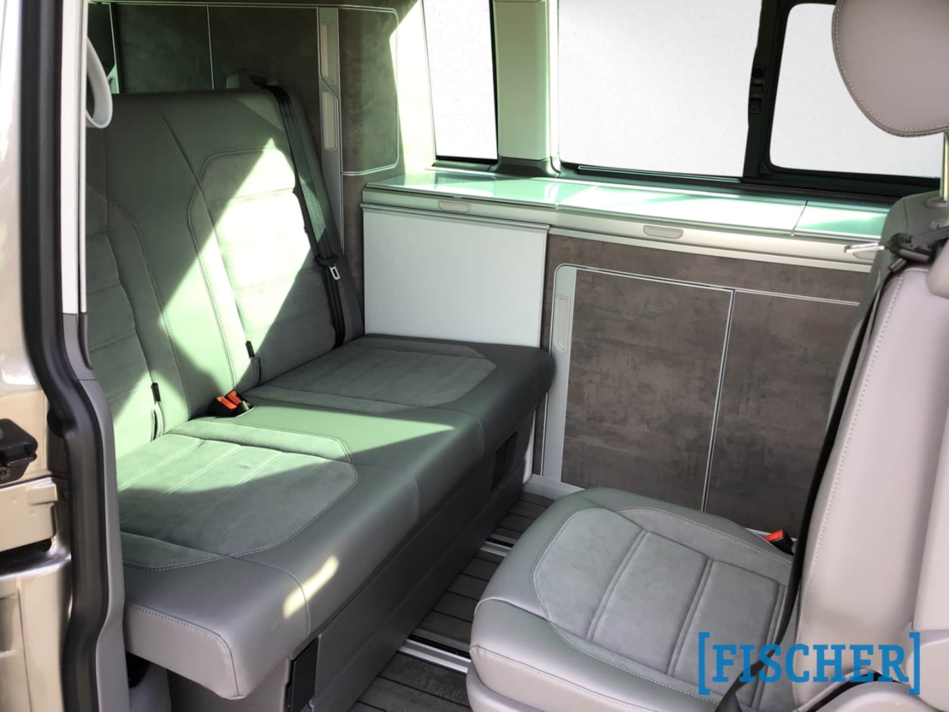 Volkswagen T6.1 California Ocean
