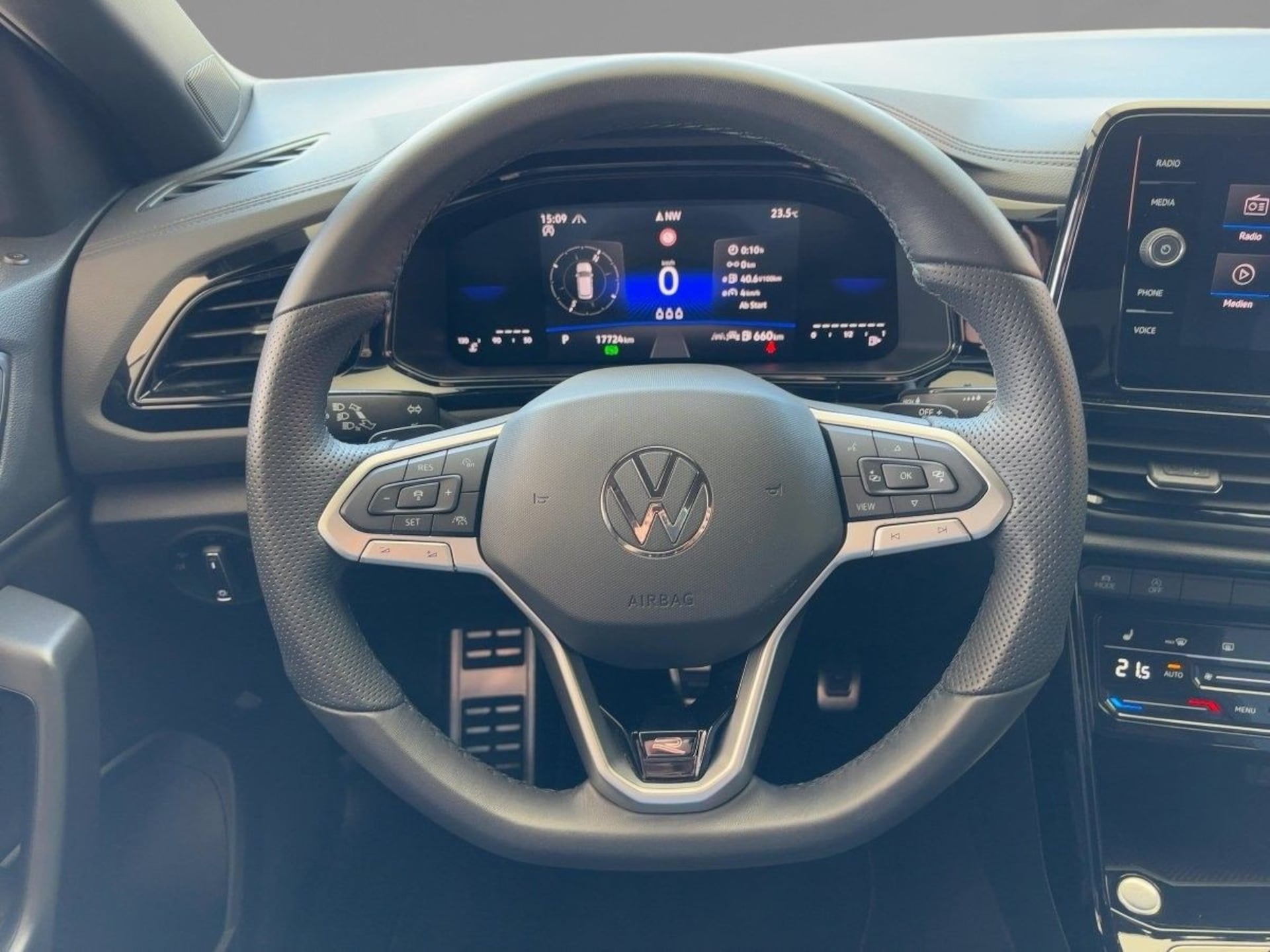 Volkswagen T-Roc R-Line