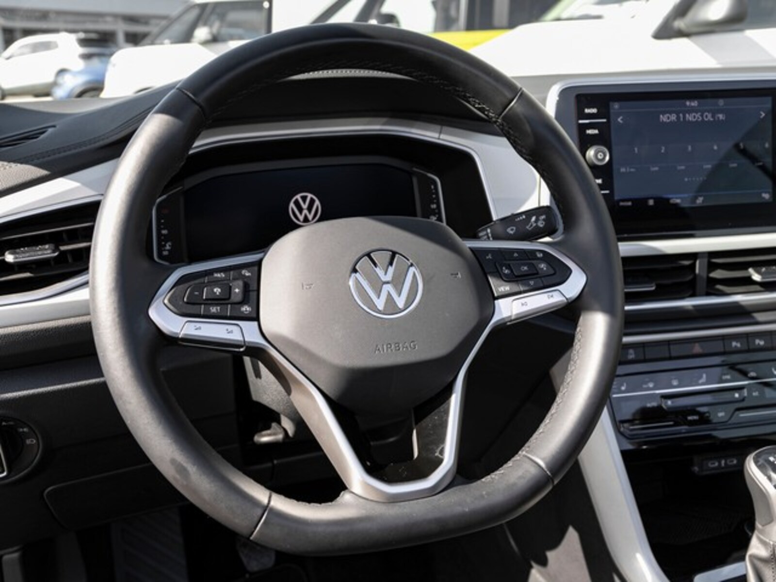 Volkswagen T-Roc Cabriolet – Bild 11