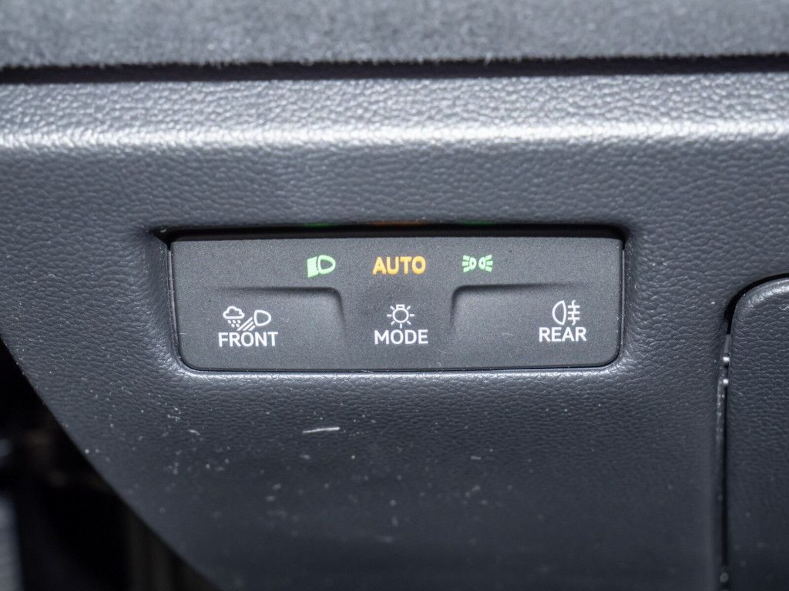 Volkswagen Passat – Bild 17