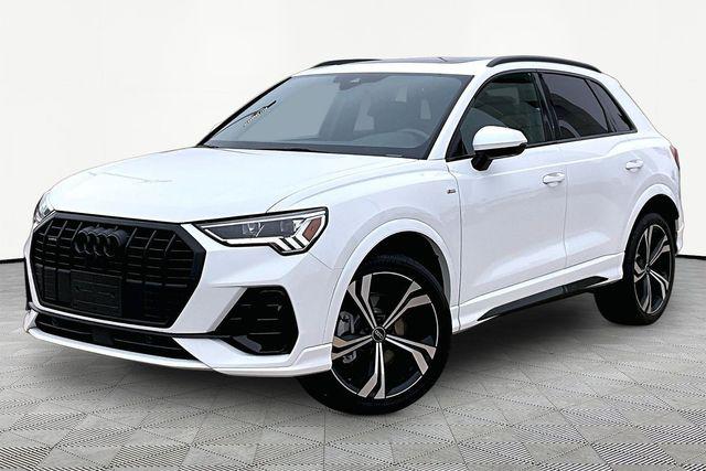 2023 Audi Q3 45 TFSI S Line Premium Plus quattro's photo