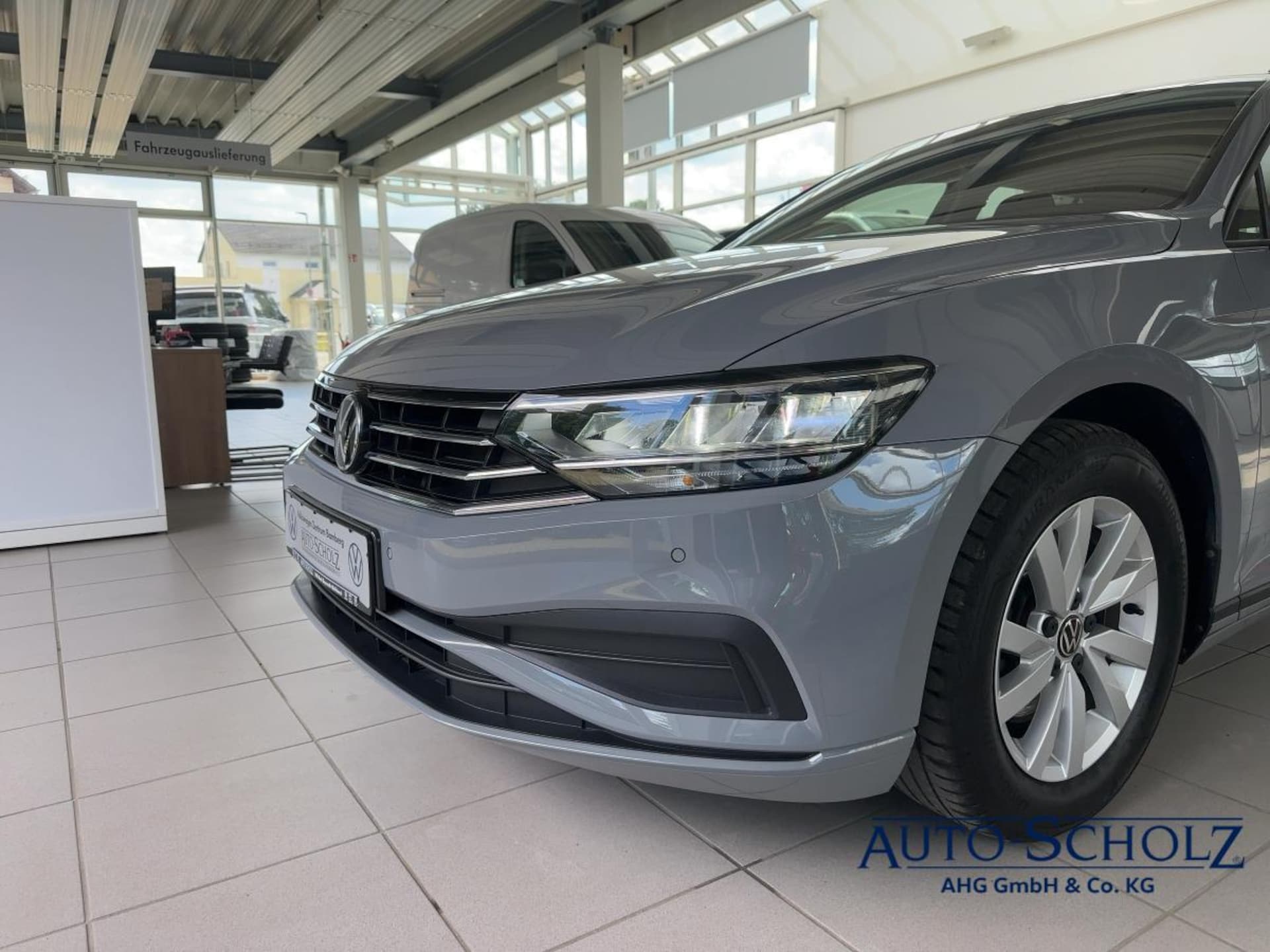 Volkswagen Passat Variant Basis-Modell