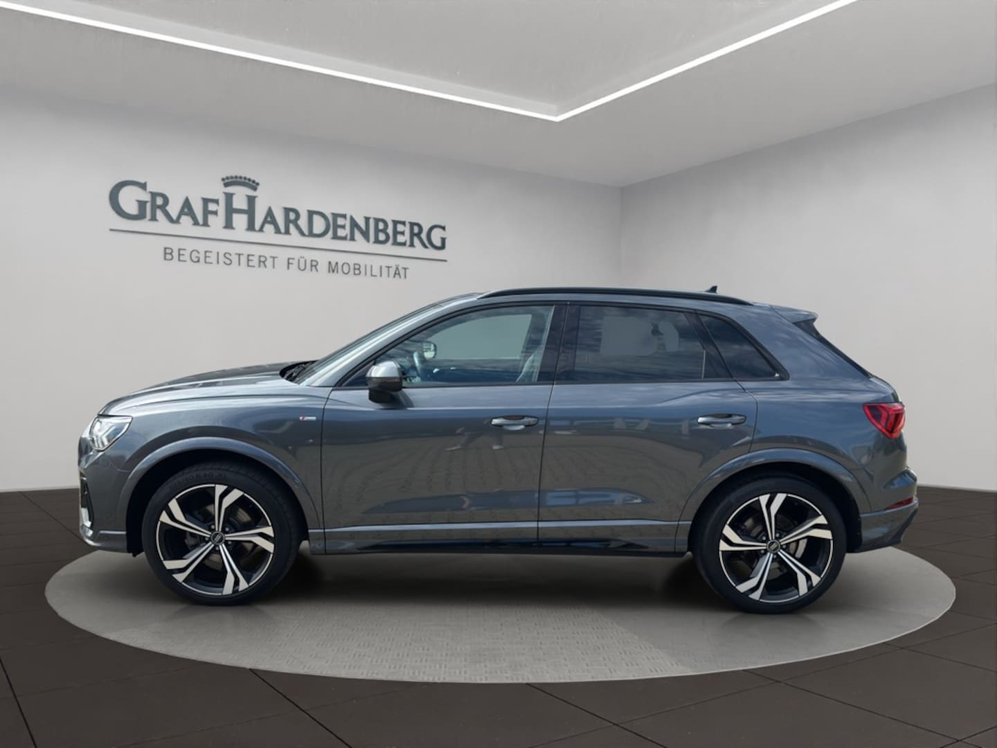 Bild über Audi Q3 S line 35 TDI S tronic - für weitere Informationen kontaktieren Sie den Audi Partner